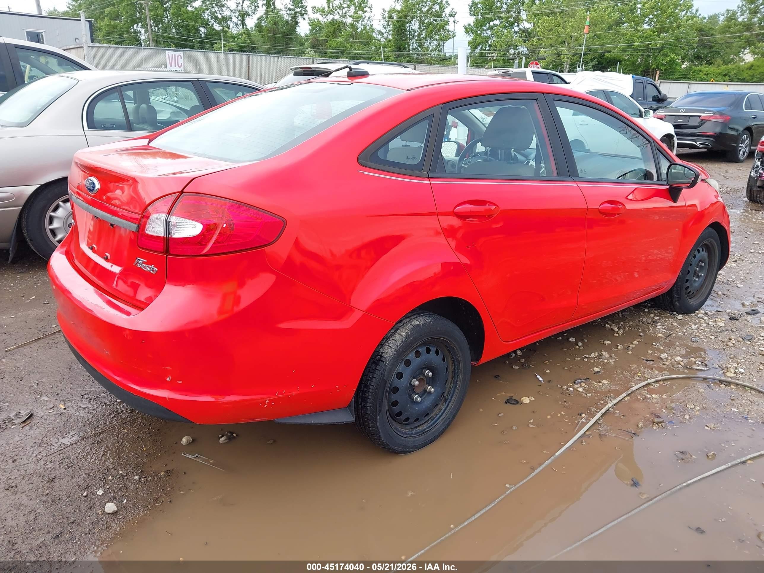2013 Ford Fiesta Se Red vin: 3FADP4BJXDM203187