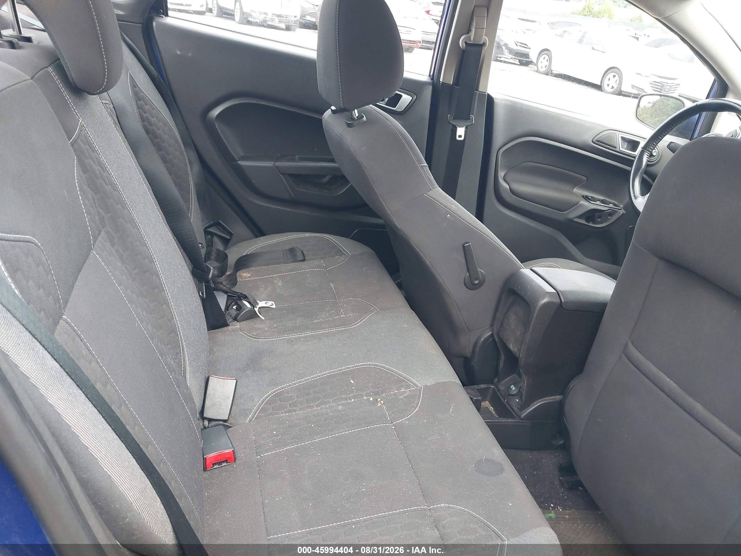 2014 Ford Fiesta Se Blue vin: 3FADP4BJXEM130825