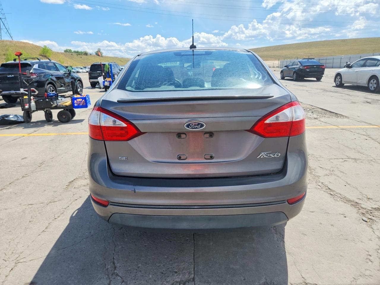 2014 Ford Fiesta Se Gray vin: 3FADP4BJXEM139766