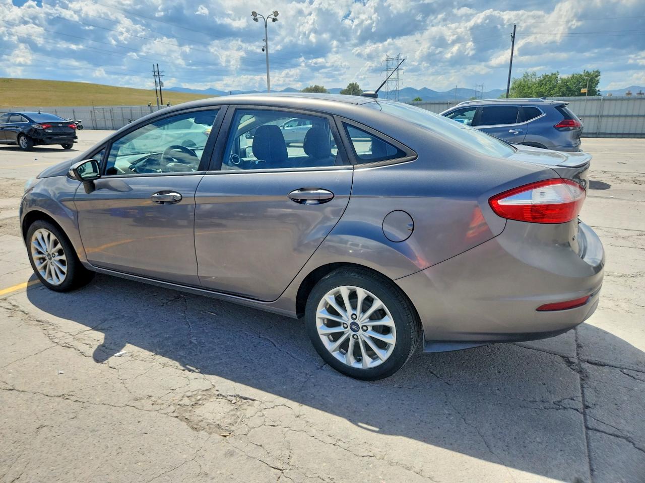 2014 Ford Fiesta Se Gray vin: 3FADP4BJXEM139766