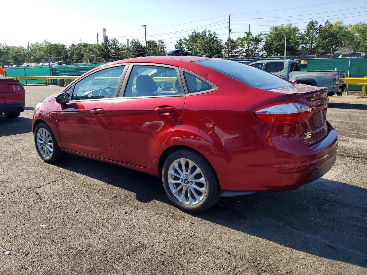 2014 Ford Fiesta Se Red vin: 3FADP4BJXEM163372