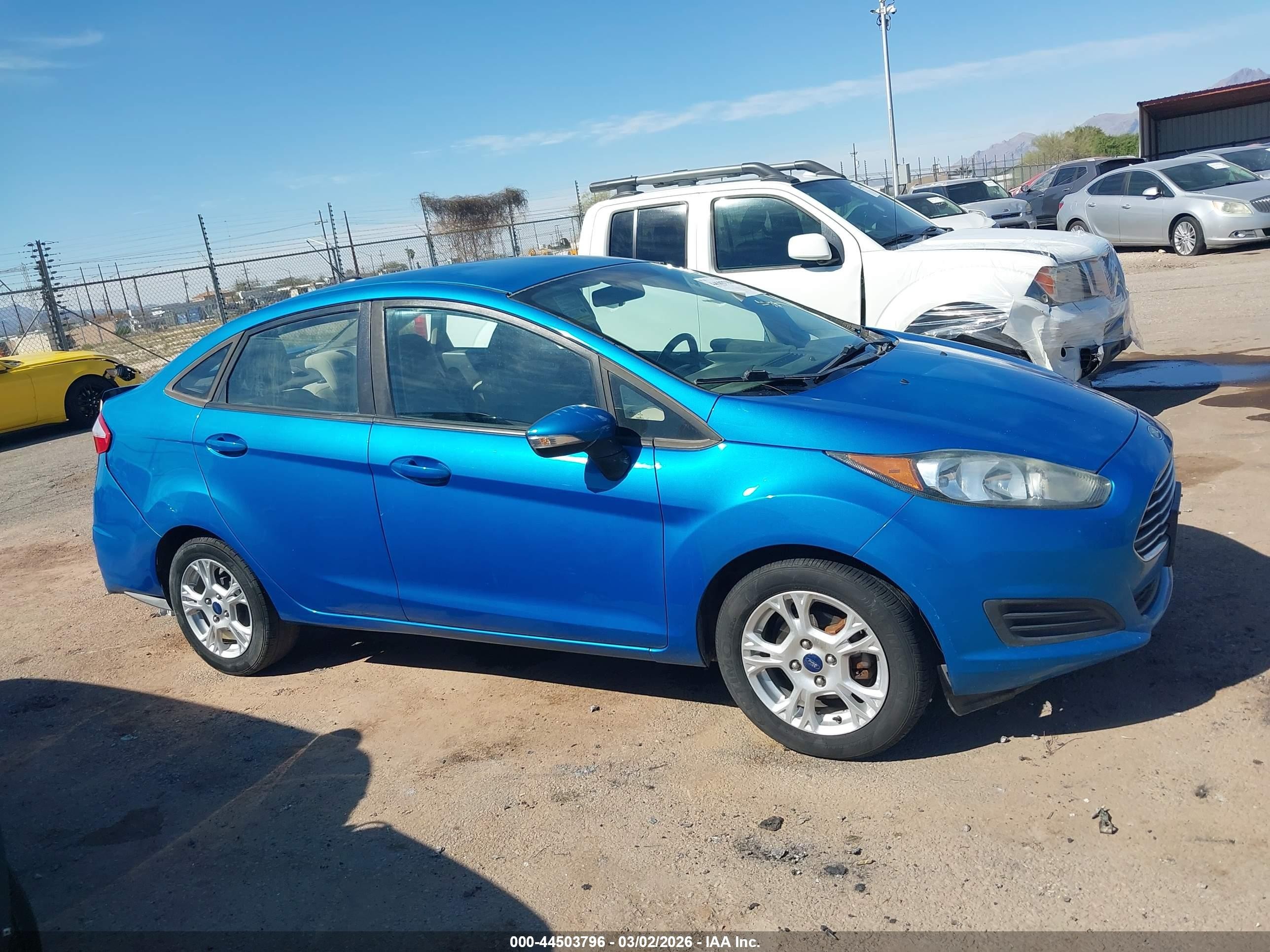 2014 Ford Fiesta Se Blue vin: 3FADP4BJXEM186652