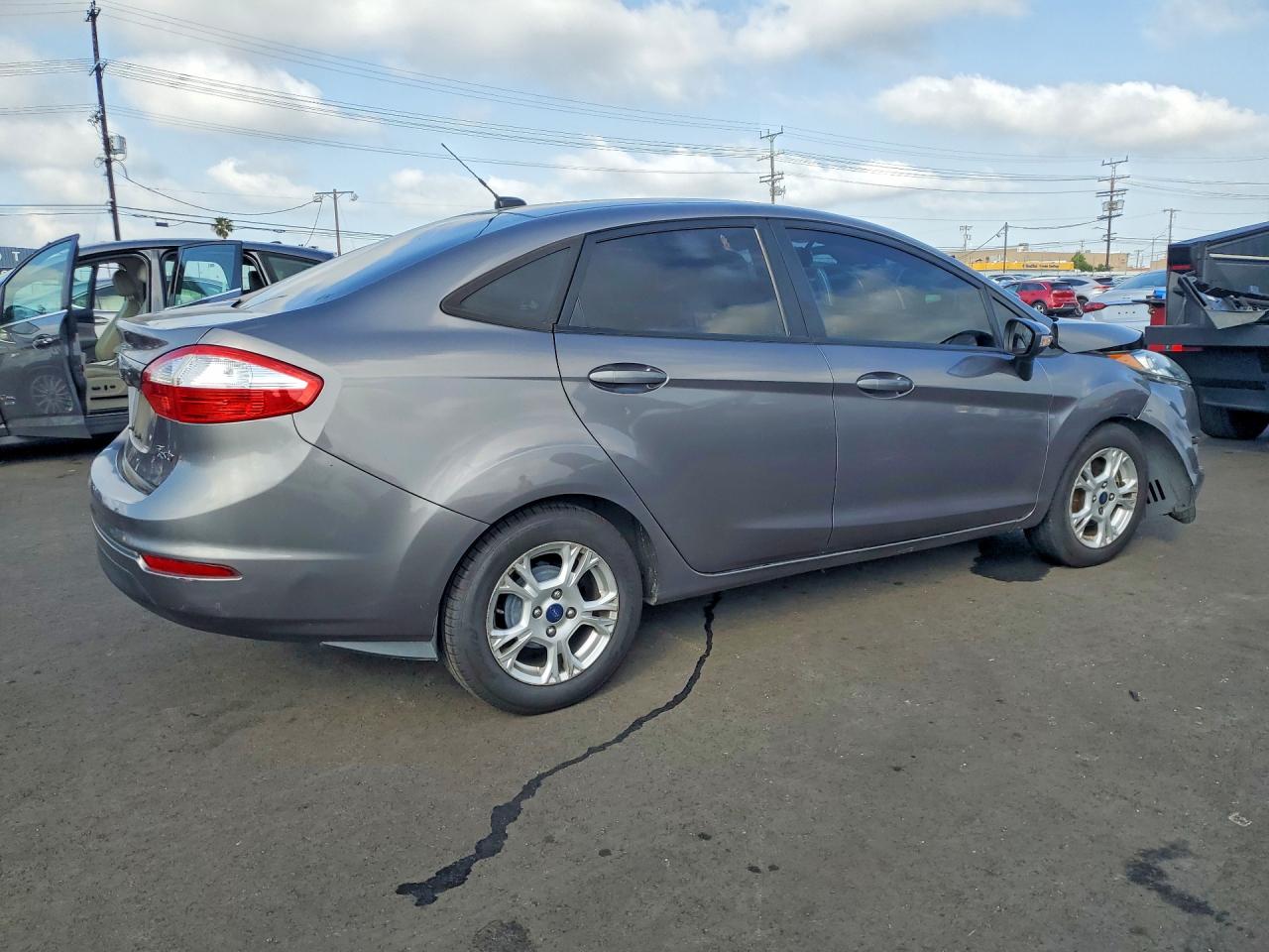 2014 Ford Fiesta Se Gray vin: 3FADP4BJXEM190233