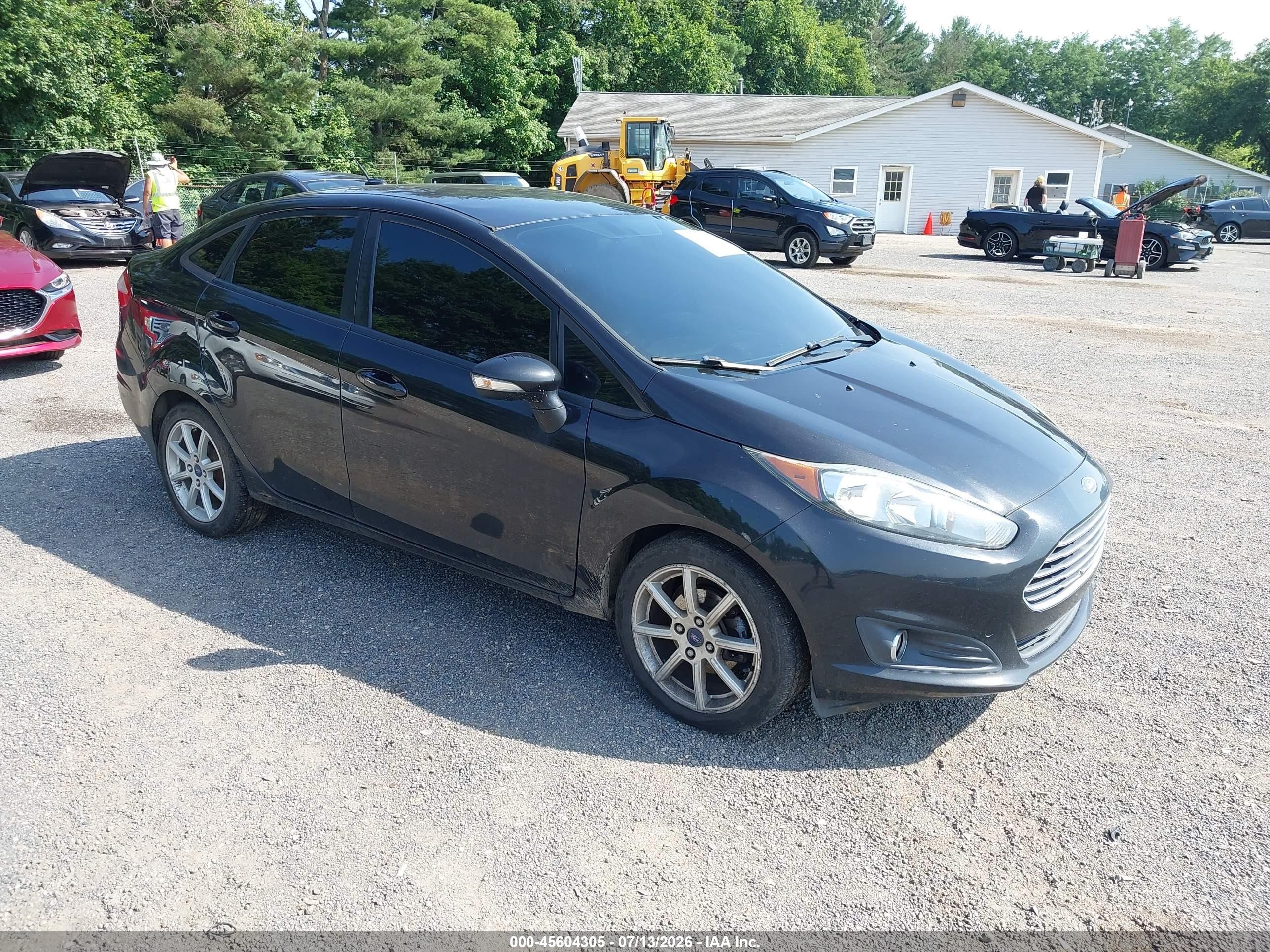 2014 Ford Fiesta Se Черный vin: 3FADP4BJXEM211615