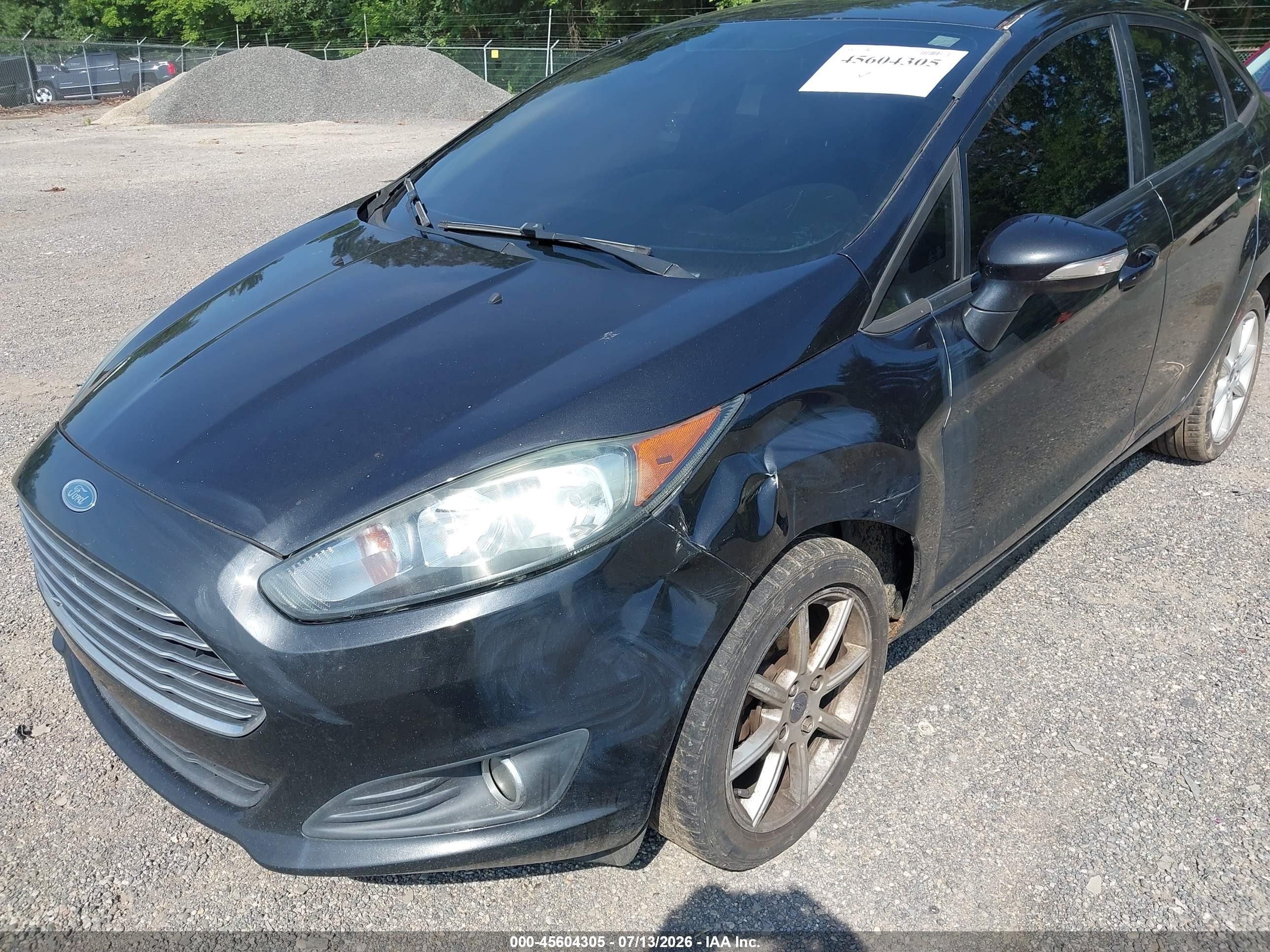 2014 Ford Fiesta Se Черный vin: 3FADP4BJXEM211615