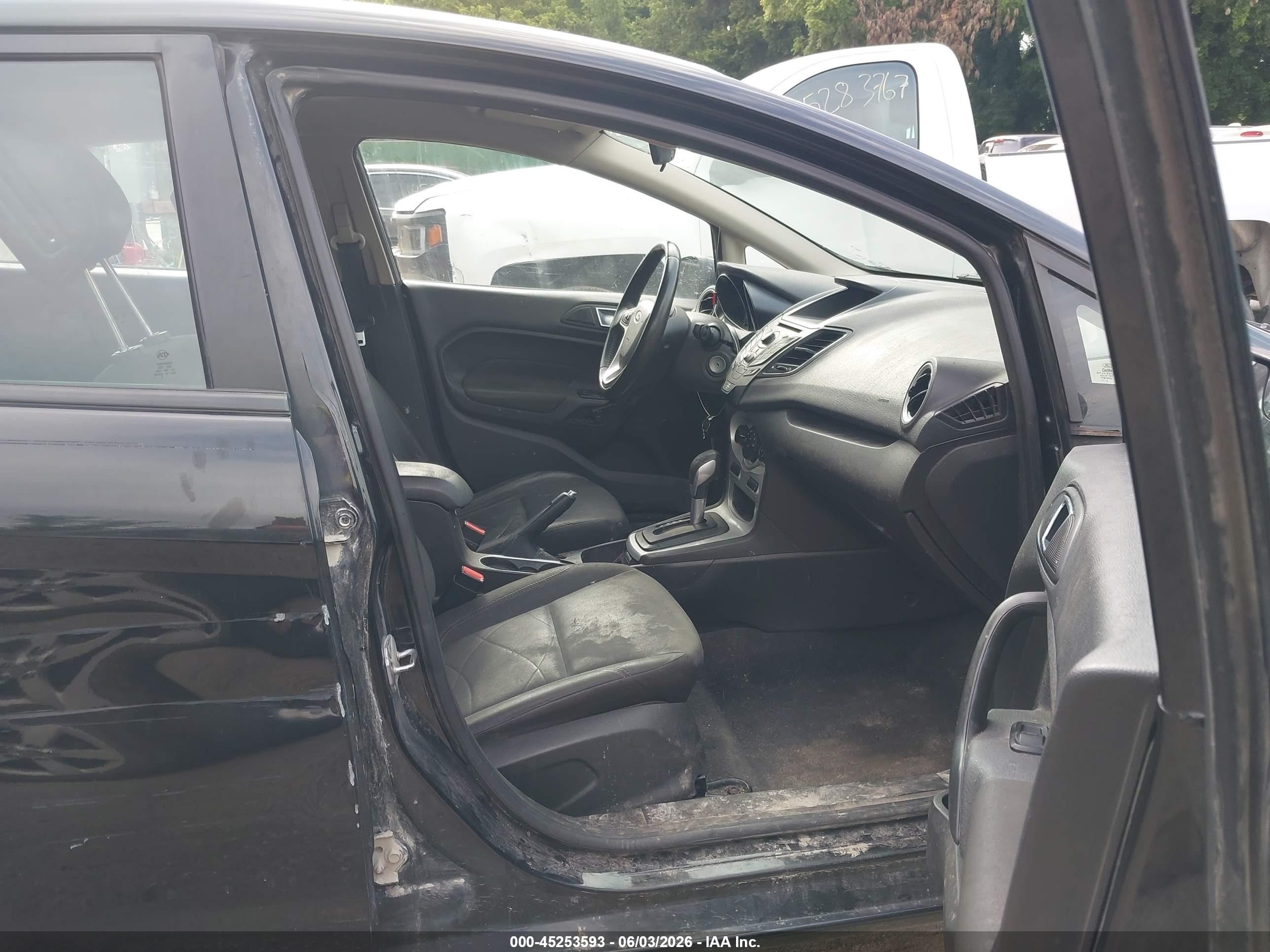2014 Ford Fiesta Se Black vin: 3FADP4BJXEM227264