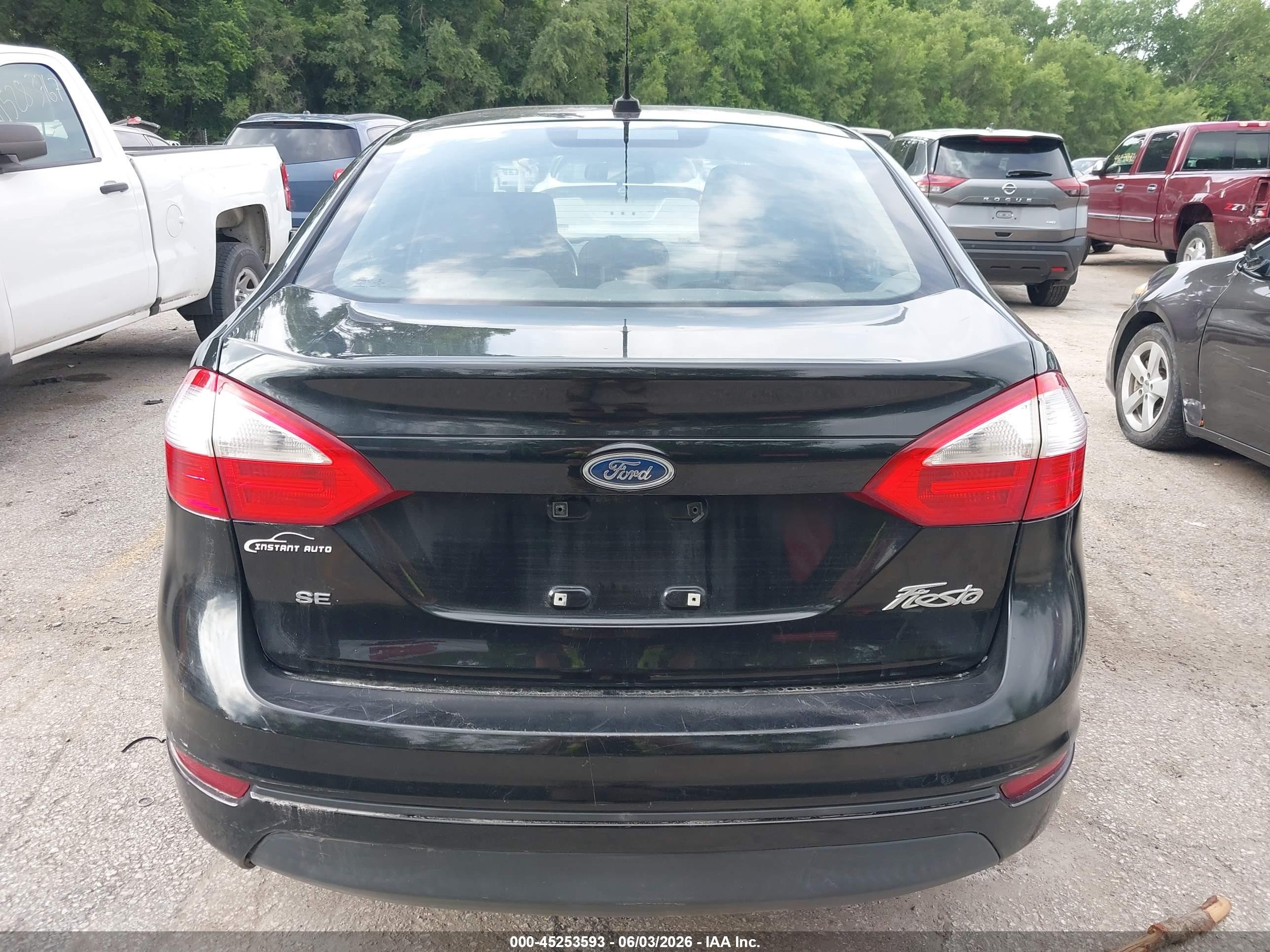 2014 Ford Fiesta Se Black vin: 3FADP4BJXEM227264