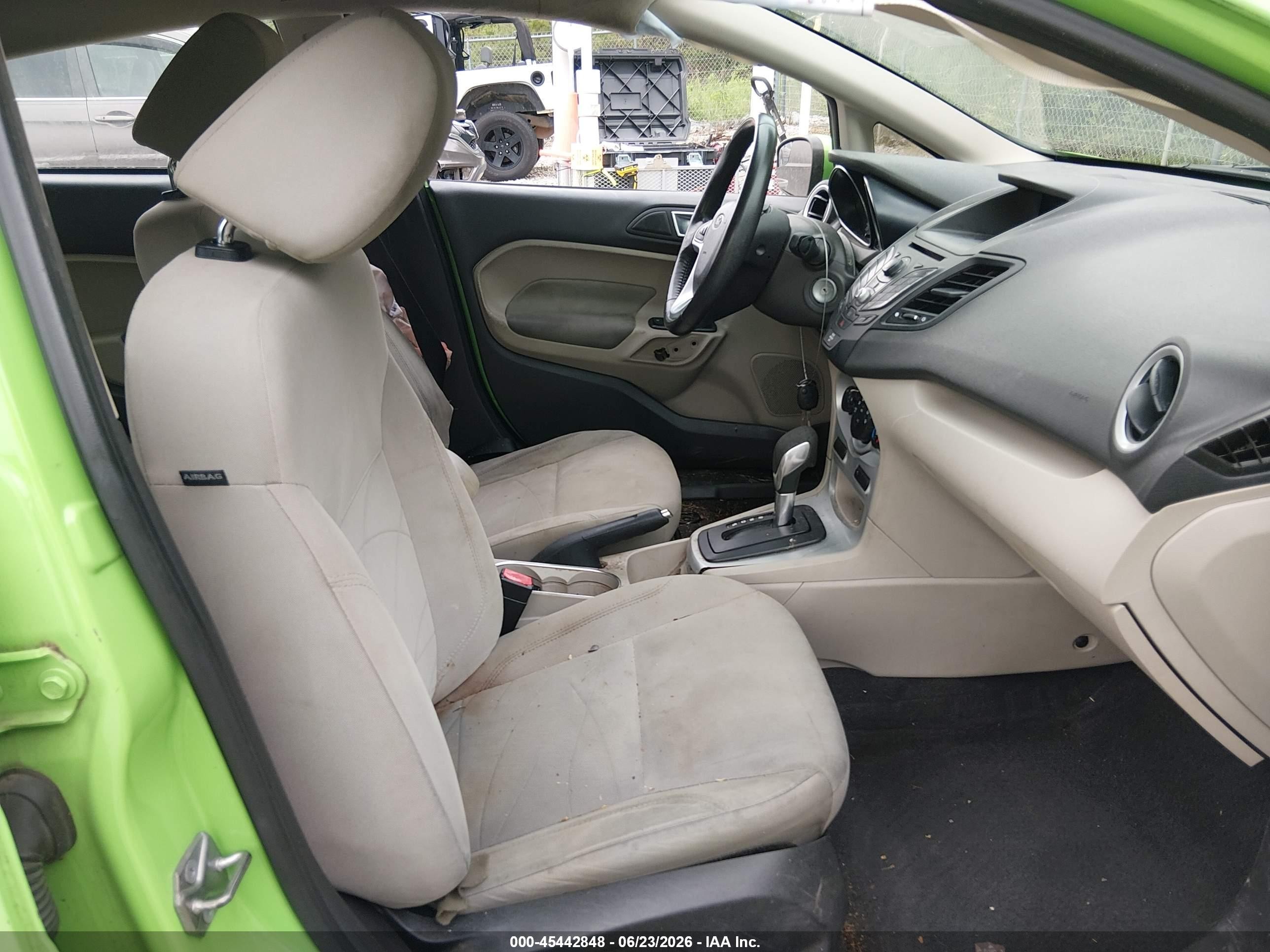2014 Ford Fiesta Se Green vin: 3FADP4BJXEM232688