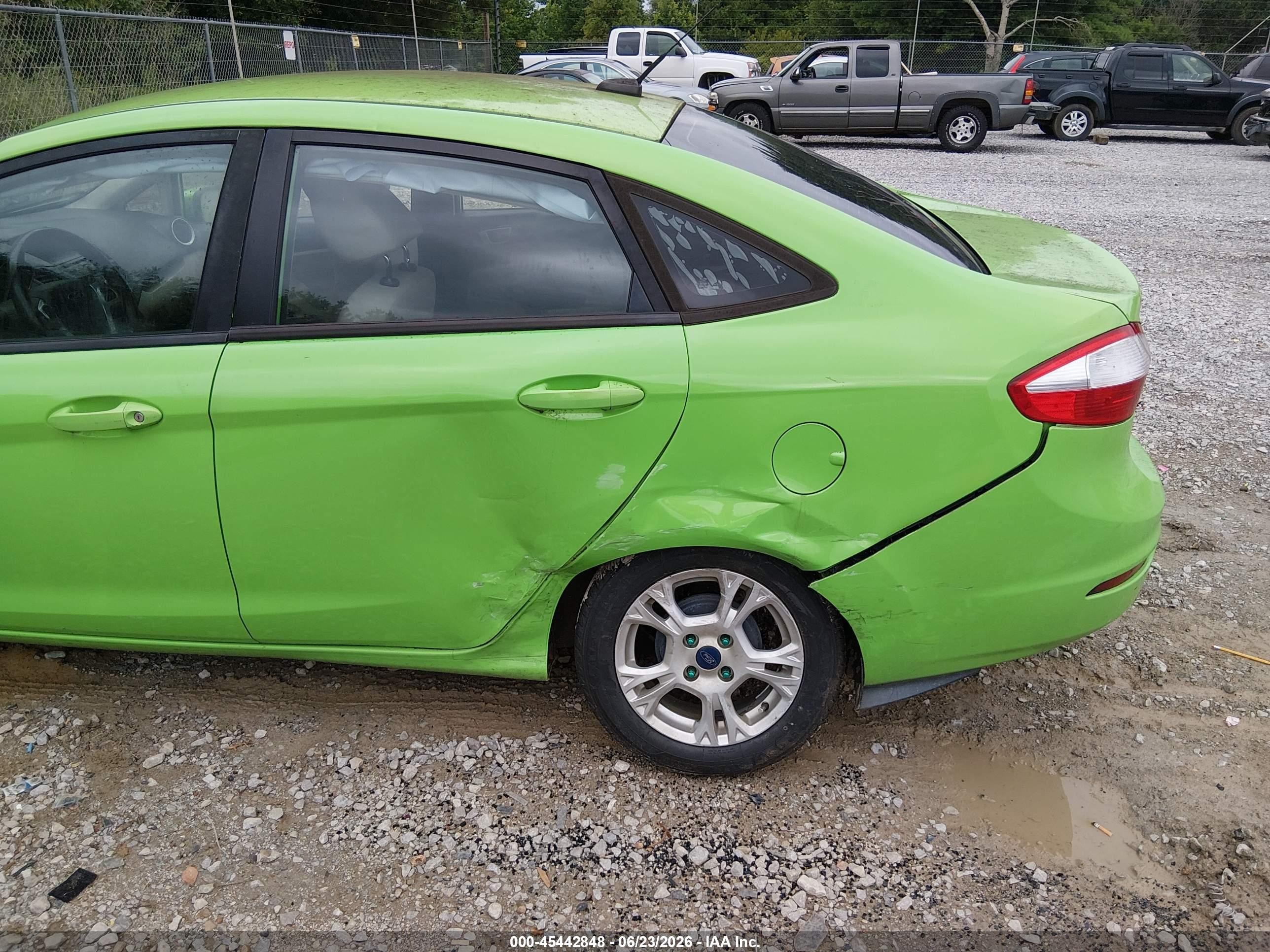 2014 Ford Fiesta Se Green vin: 3FADP4BJXEM232688