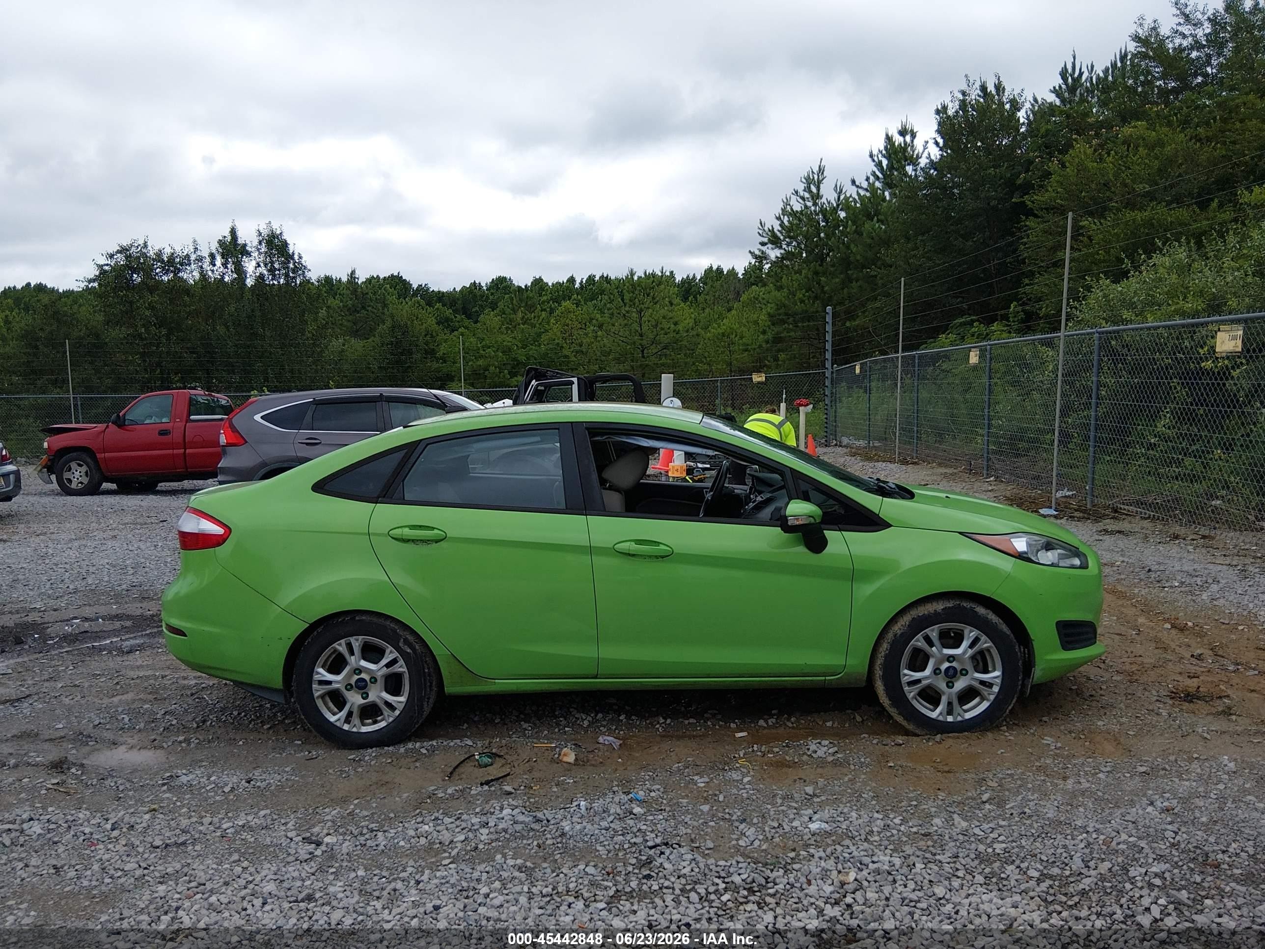 2014 Ford Fiesta Se Green vin: 3FADP4BJXEM232688