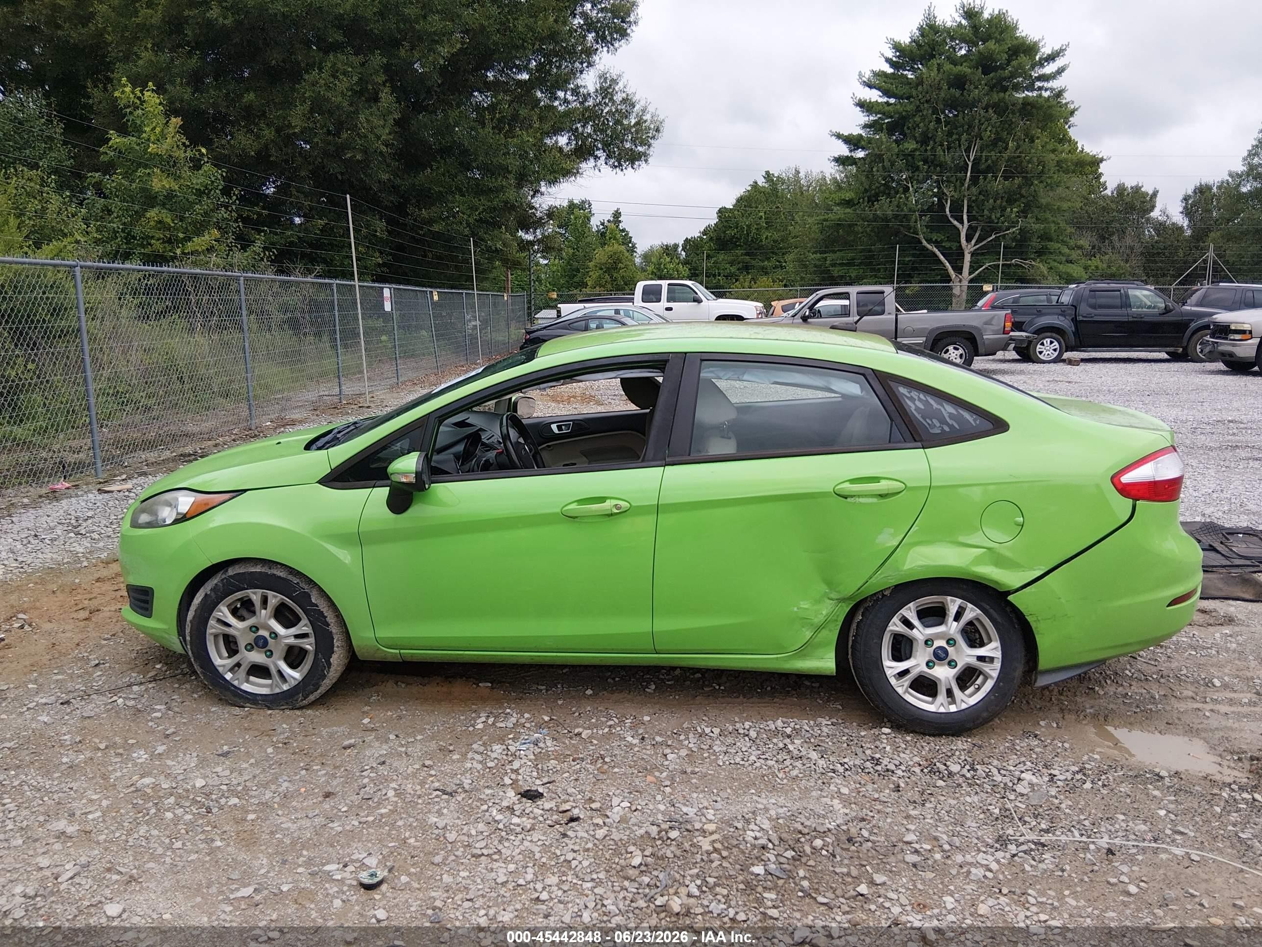 2014 Ford Fiesta Se Green vin: 3FADP4BJXEM232688