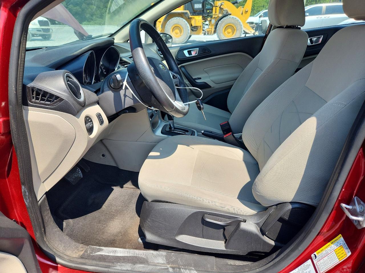 2015 Ford Fiesta Se Red vin: 3FADP4BJXFM110074