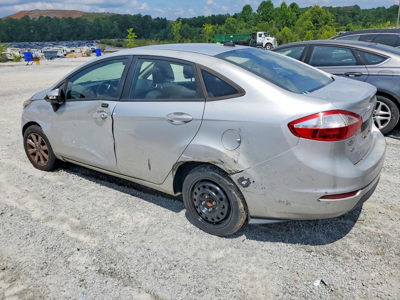2015 Ford Fiesta Se Silver vin: 3FADP4BJXFM210594