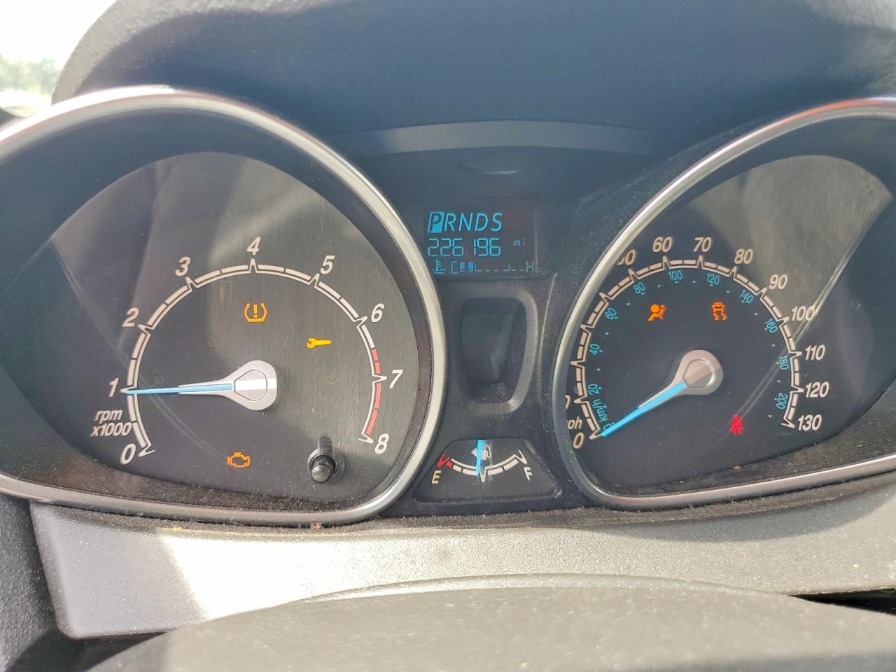 2015 Ford Fiesta Se Silver vin: 3FADP4BJXFM210594