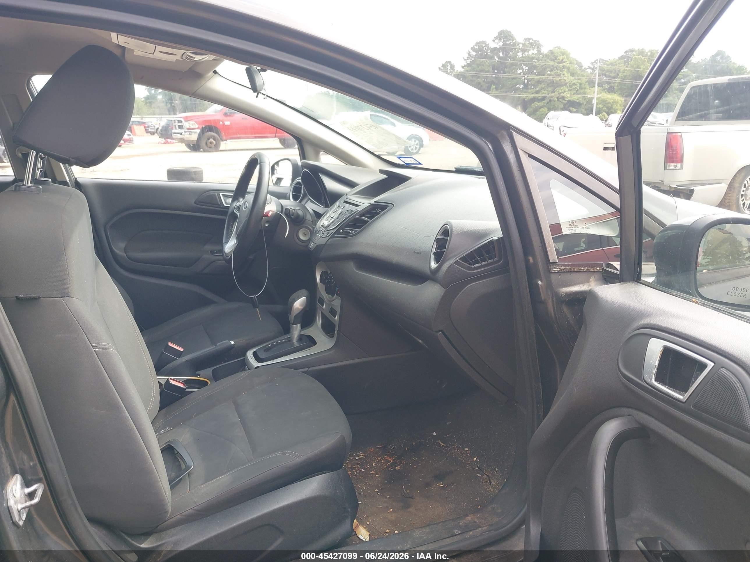 2015 Ford Fiesta Se Gray vin: 3FADP4BJXFM221062