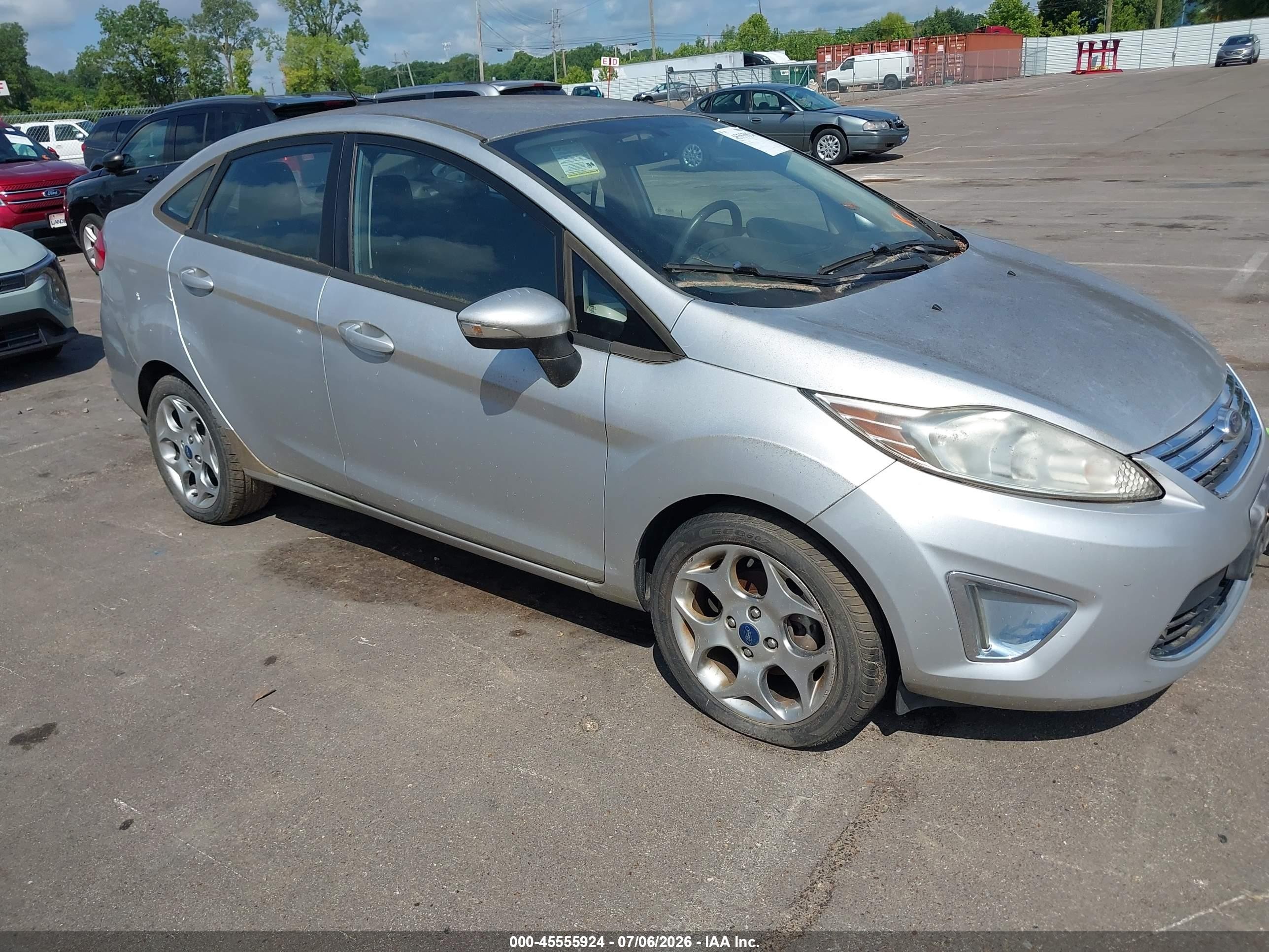 2011 Ford Fiesta Sel Серебряный vin: 3FADP4CJ0BM216154