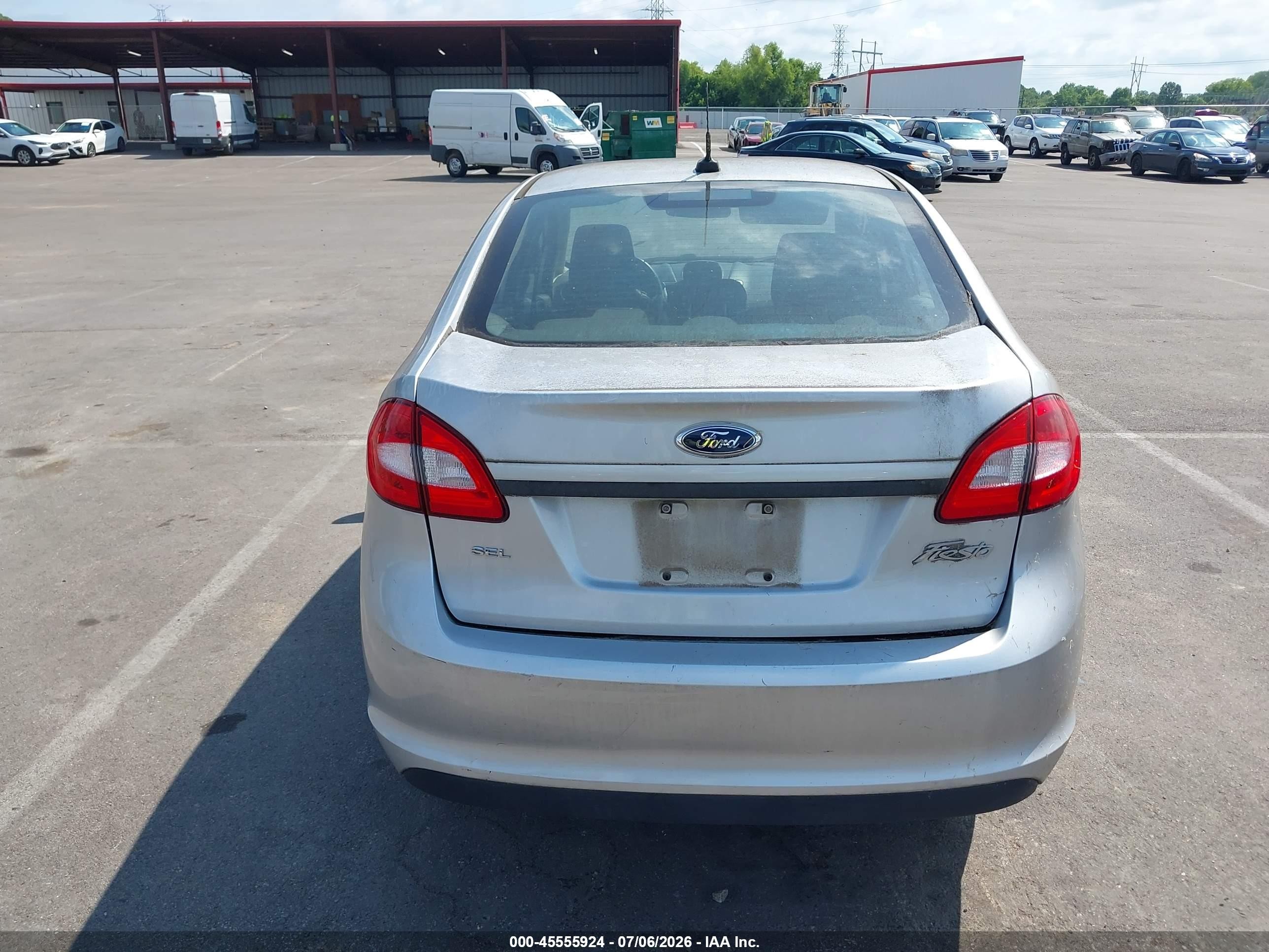2011 Ford Fiesta Sel Серебряный vin: 3FADP4CJ0BM216154