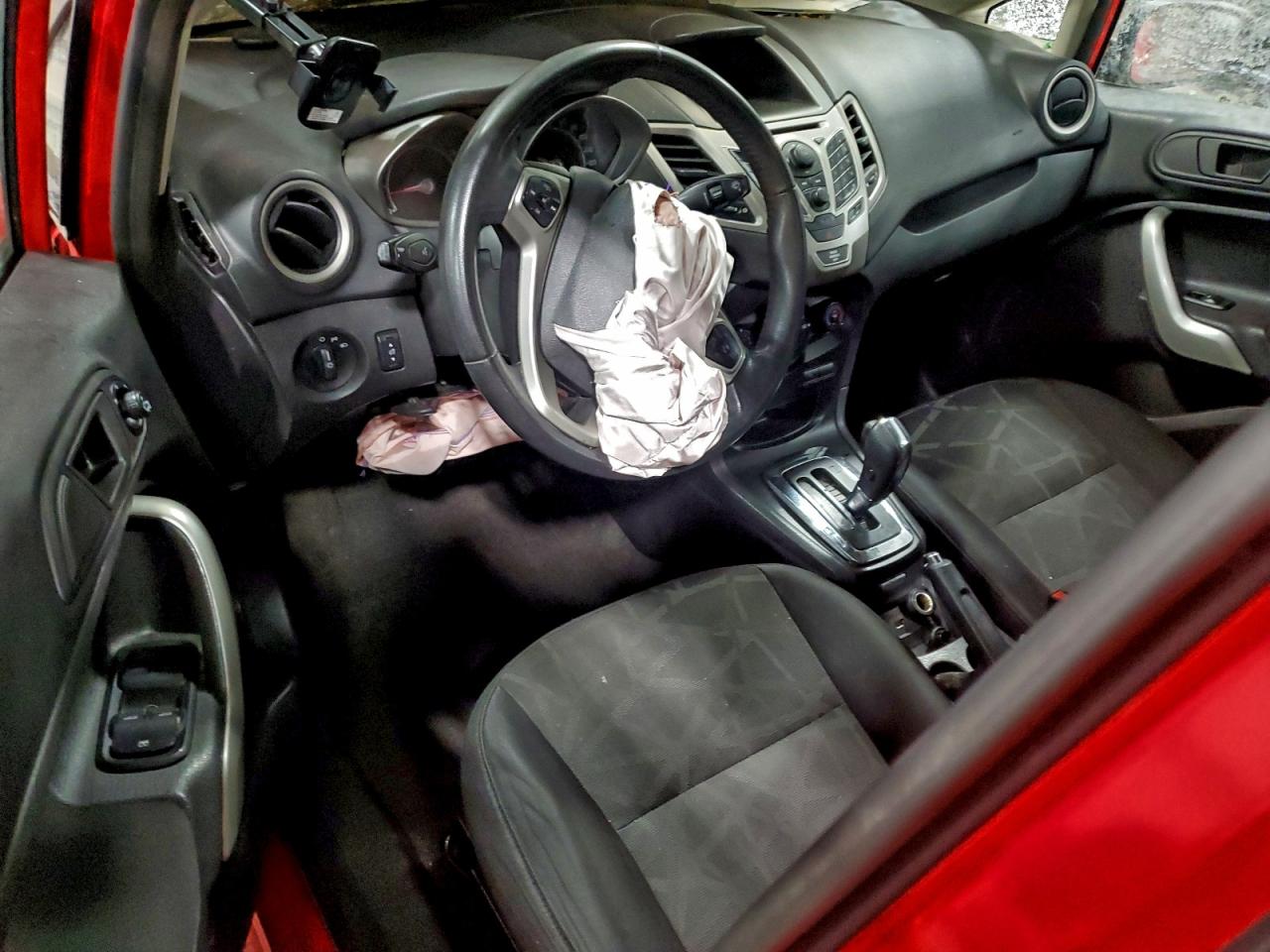 2012 Ford Fiesta Sel Red vin: 3FADP4CJ3CM106958