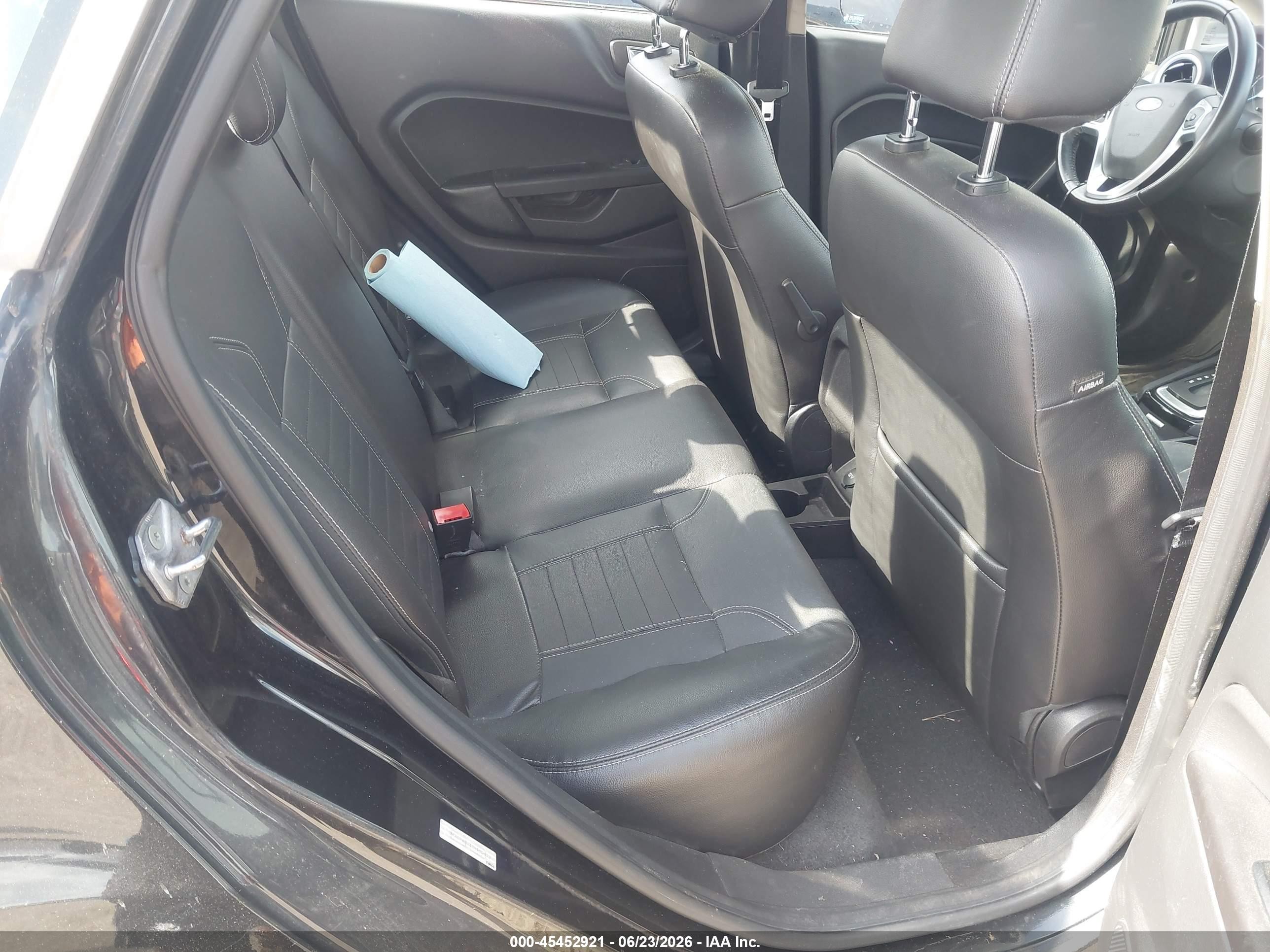 2014 Ford Fiesta Titanium Black vin: 3FADP4CJ3EM190413