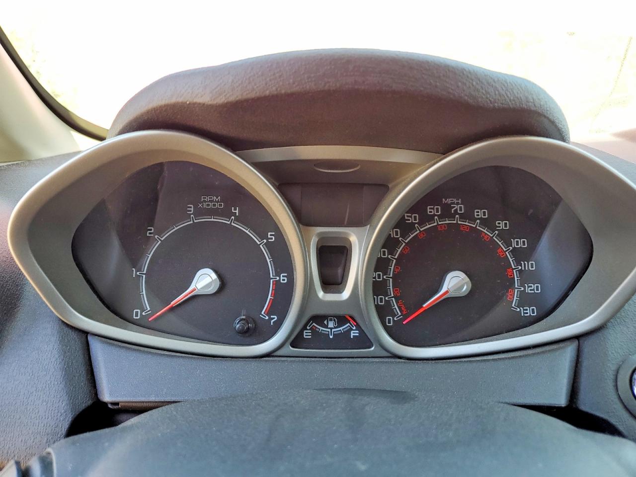 2011 Ford Fiesta Sel Красный vin: 3FADP4CJ4BM125209