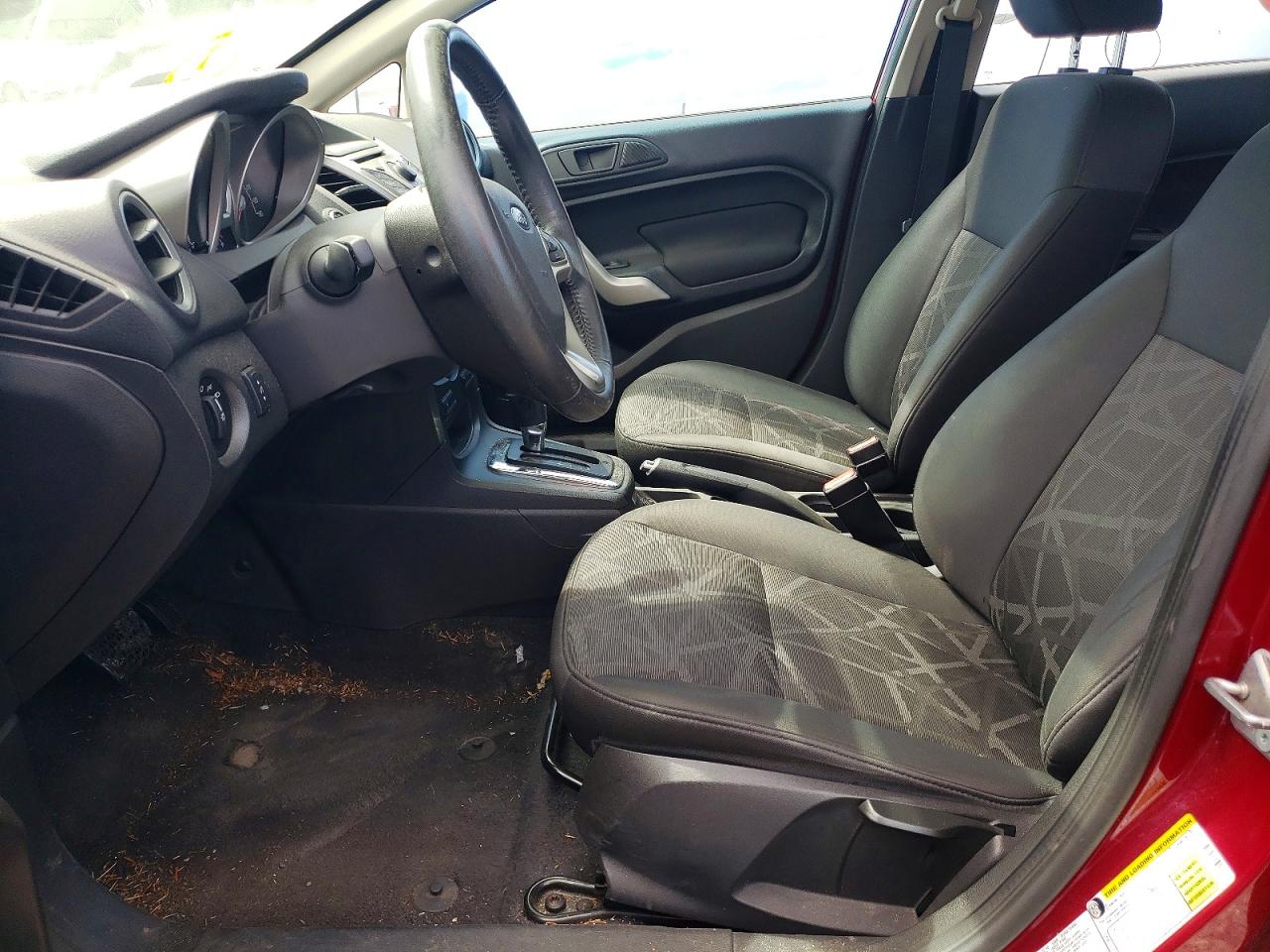 2011 Ford Fiesta Sel Красный vin: 3FADP4CJ4BM125209