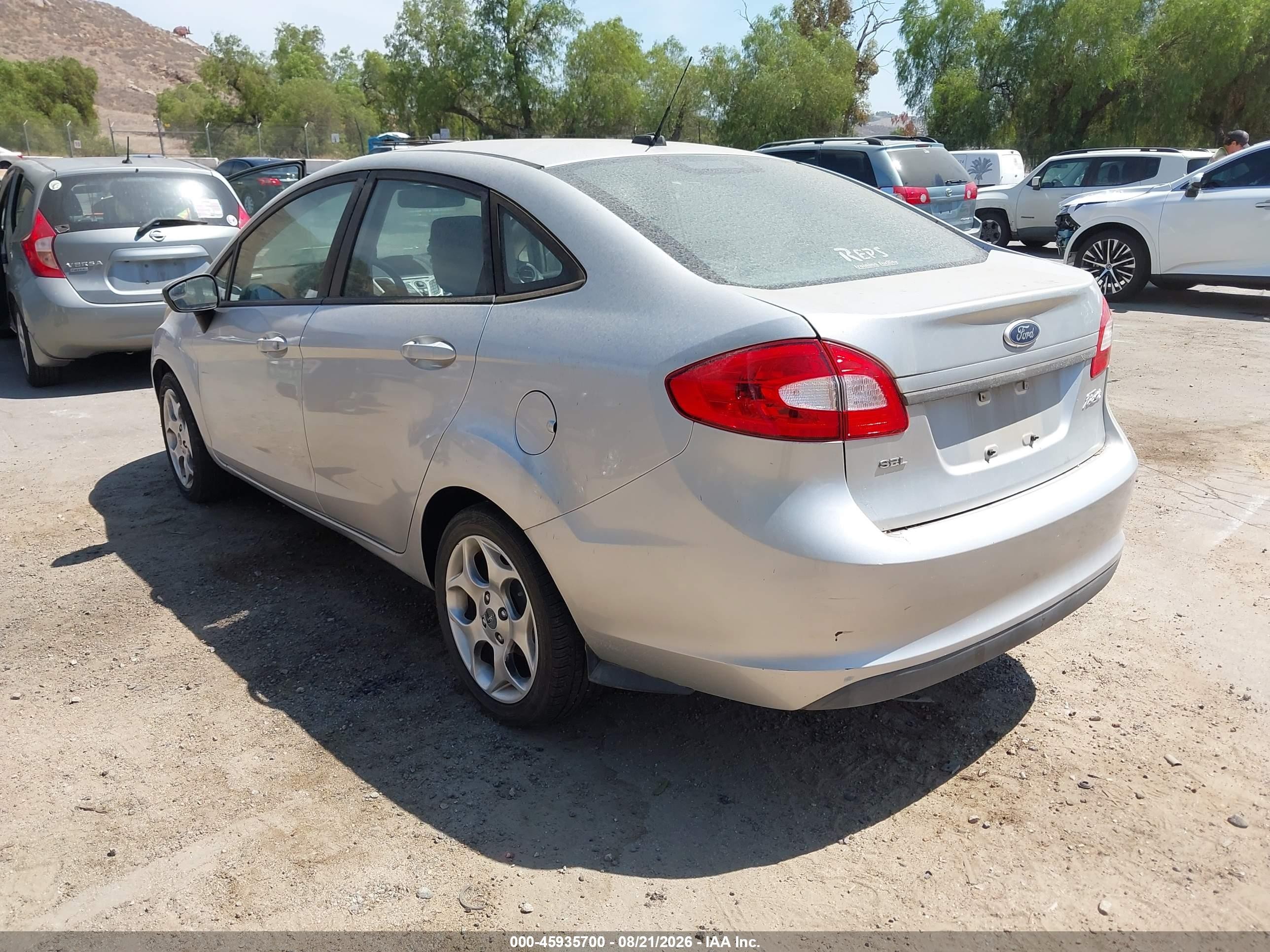 2011 Ford Fiesta Sel Серебряный vin: 3FADP4CJ5BM114543