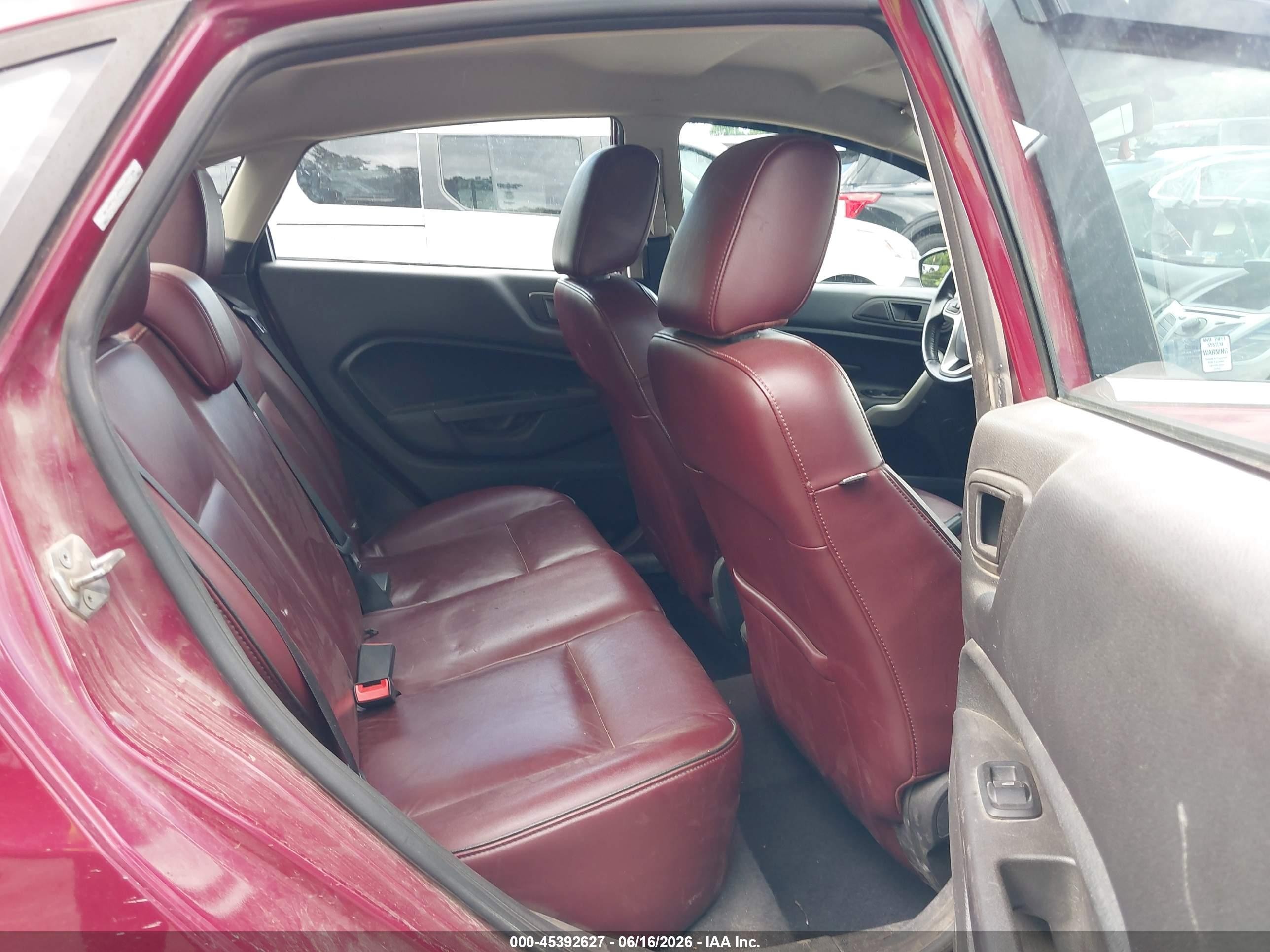 2011 Ford Fiesta Sel Pink vin: 3FADP4CJ7BM100708