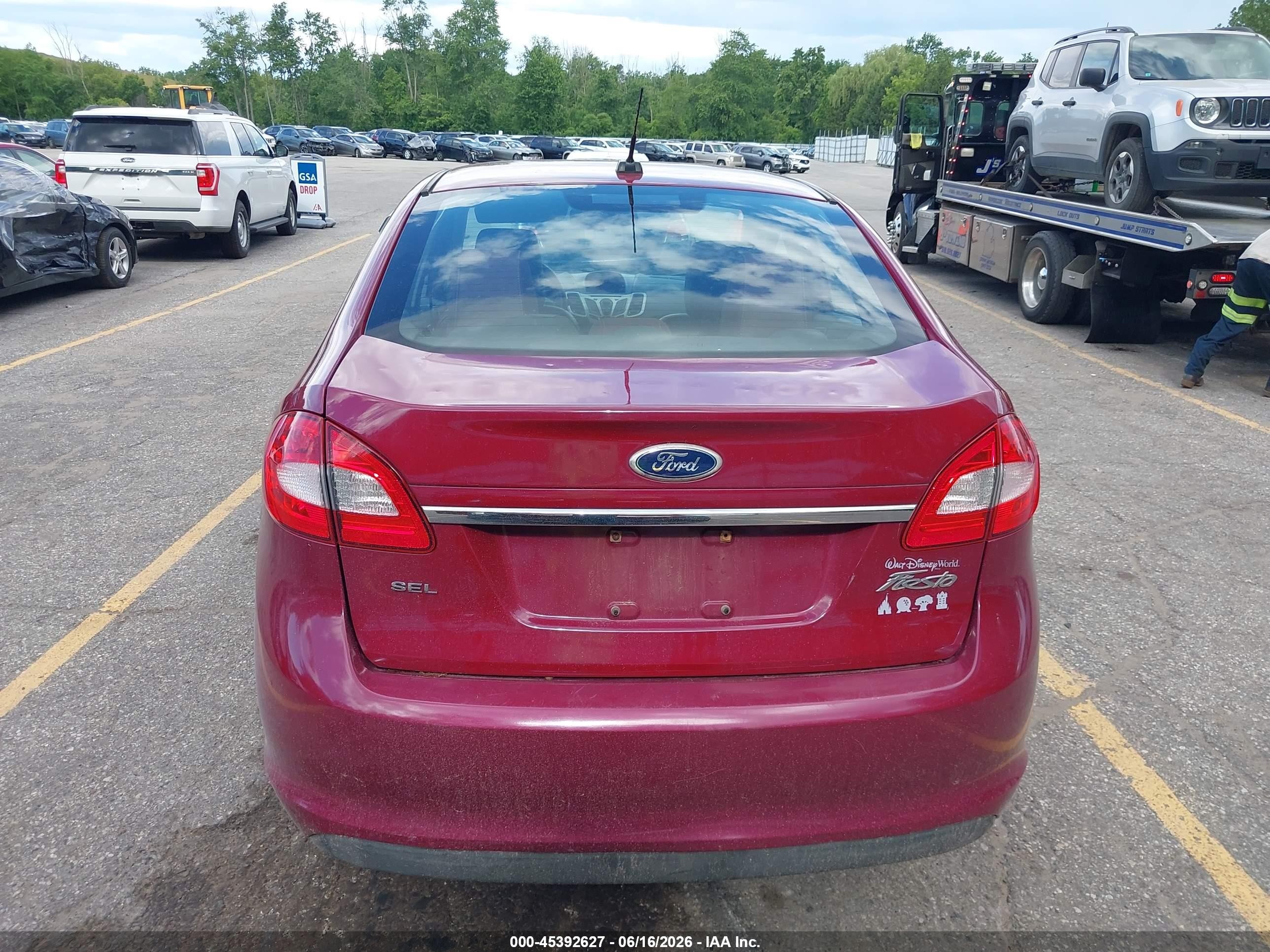 2011 Ford Fiesta Sel Pink vin: 3FADP4CJ7BM100708