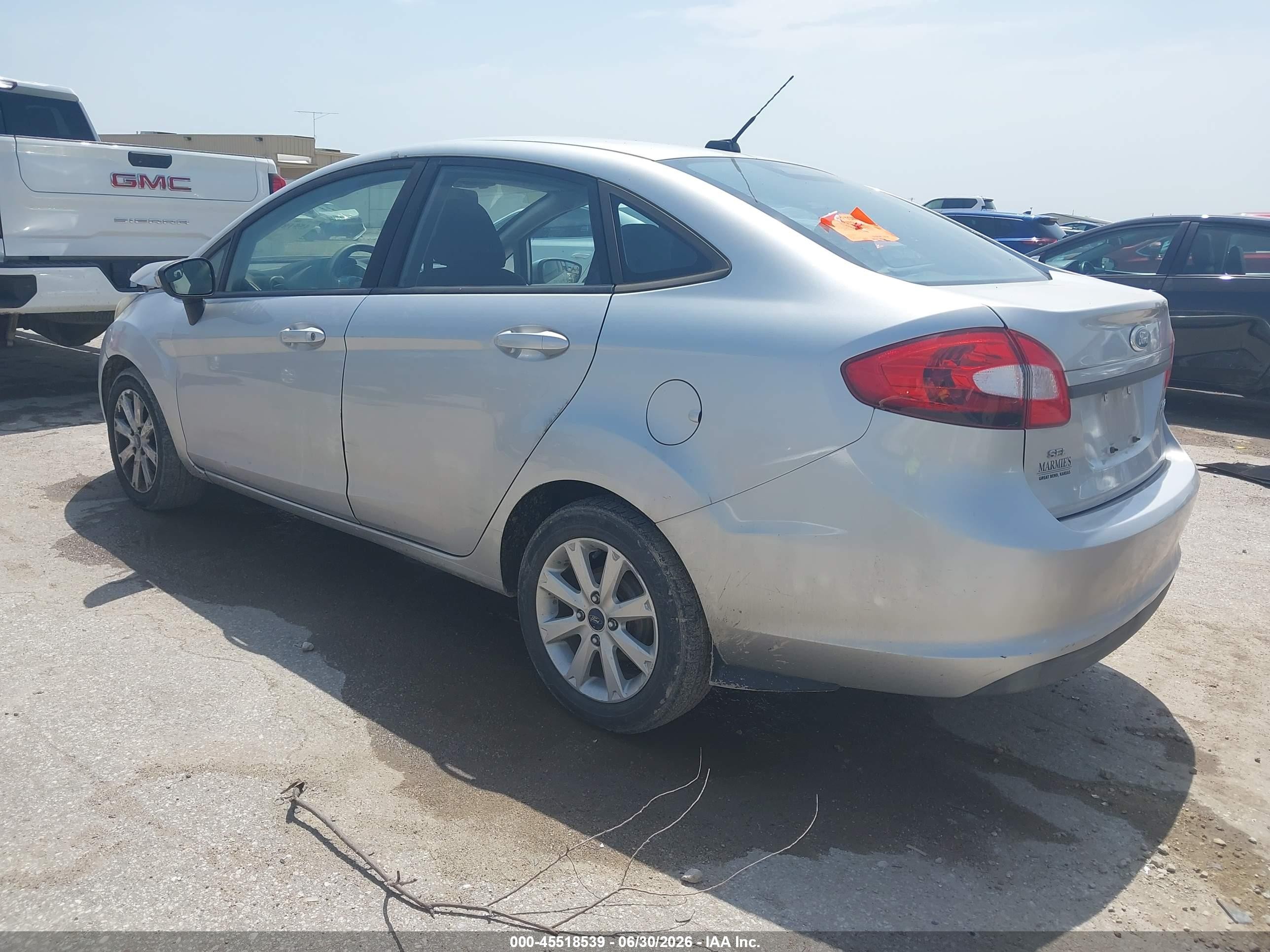 2011 Ford Fiesta Sel Silver vin: 3FADP4CJ7BM173299