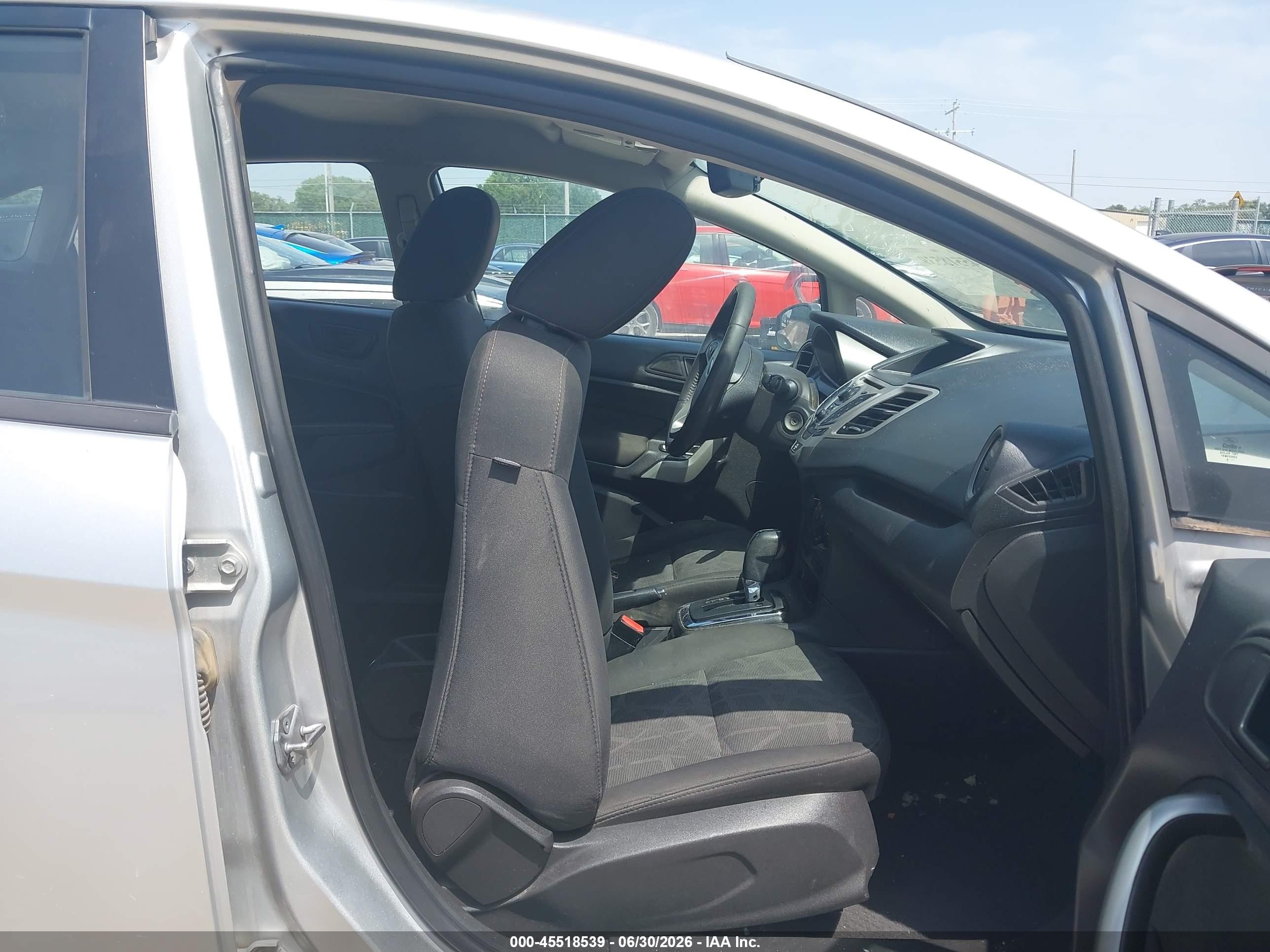 2011 Ford Fiesta Sel Silver vin: 3FADP4CJ7BM173299