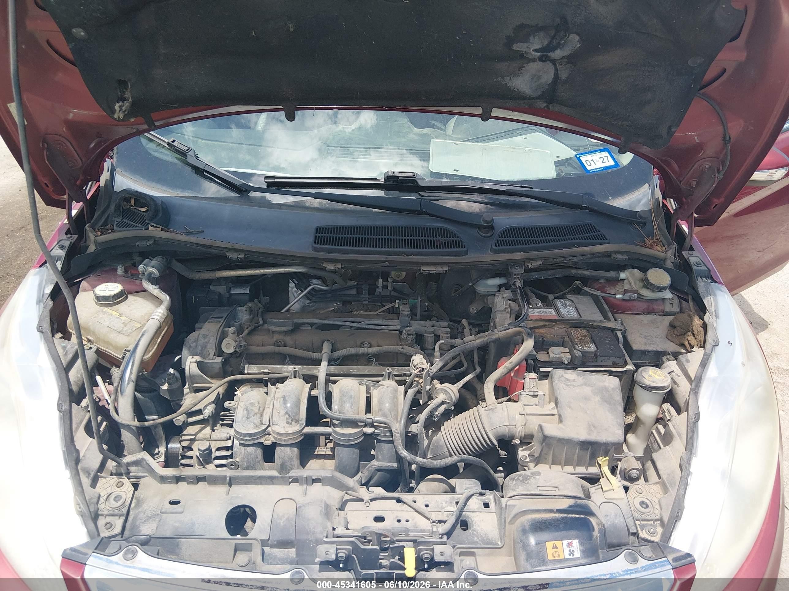 2013 Ford Fiesta Titanium Red vin: 3FADP4CJ8DM194133