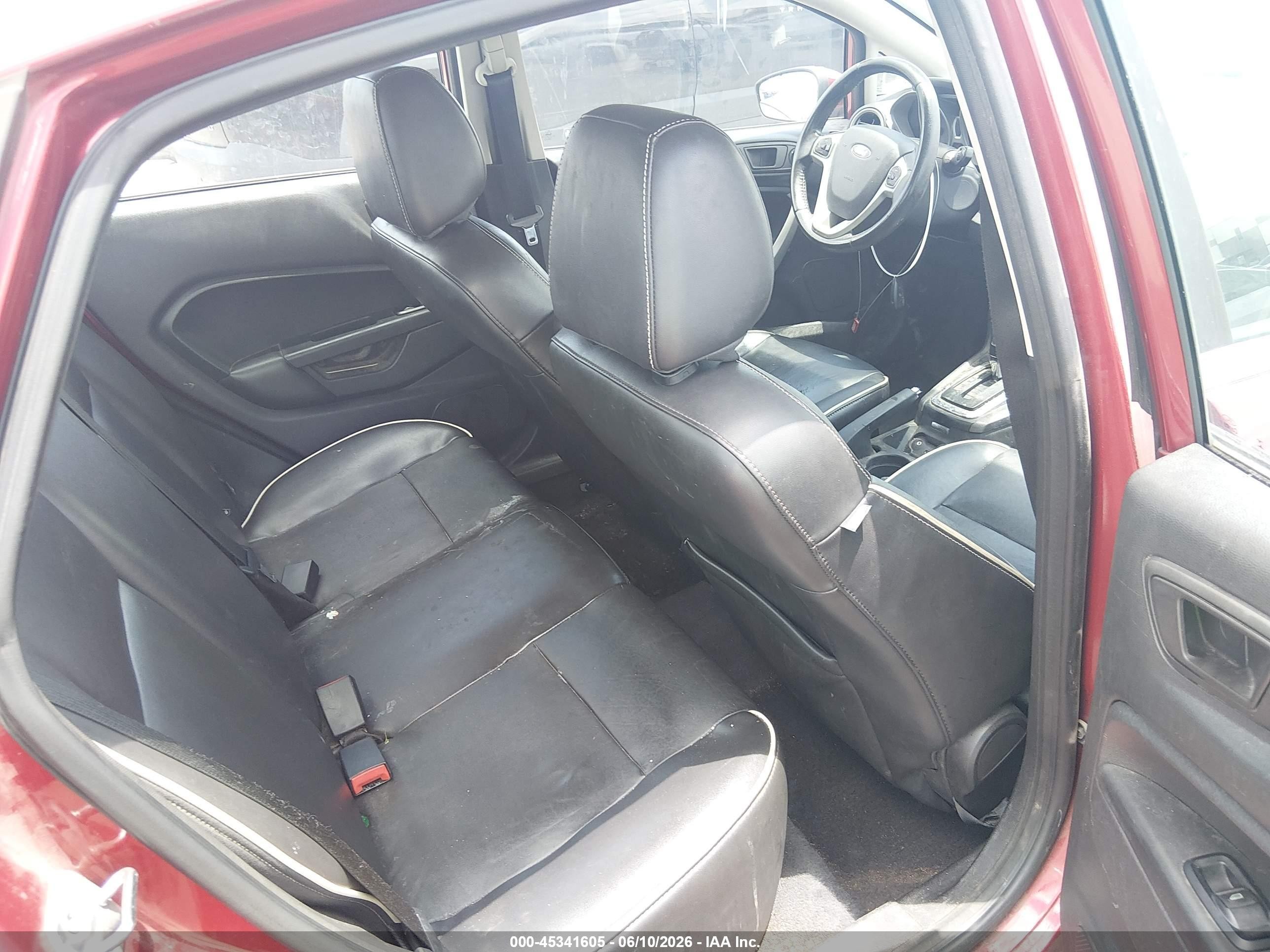 2013 Ford Fiesta Titanium Red vin: 3FADP4CJ8DM194133