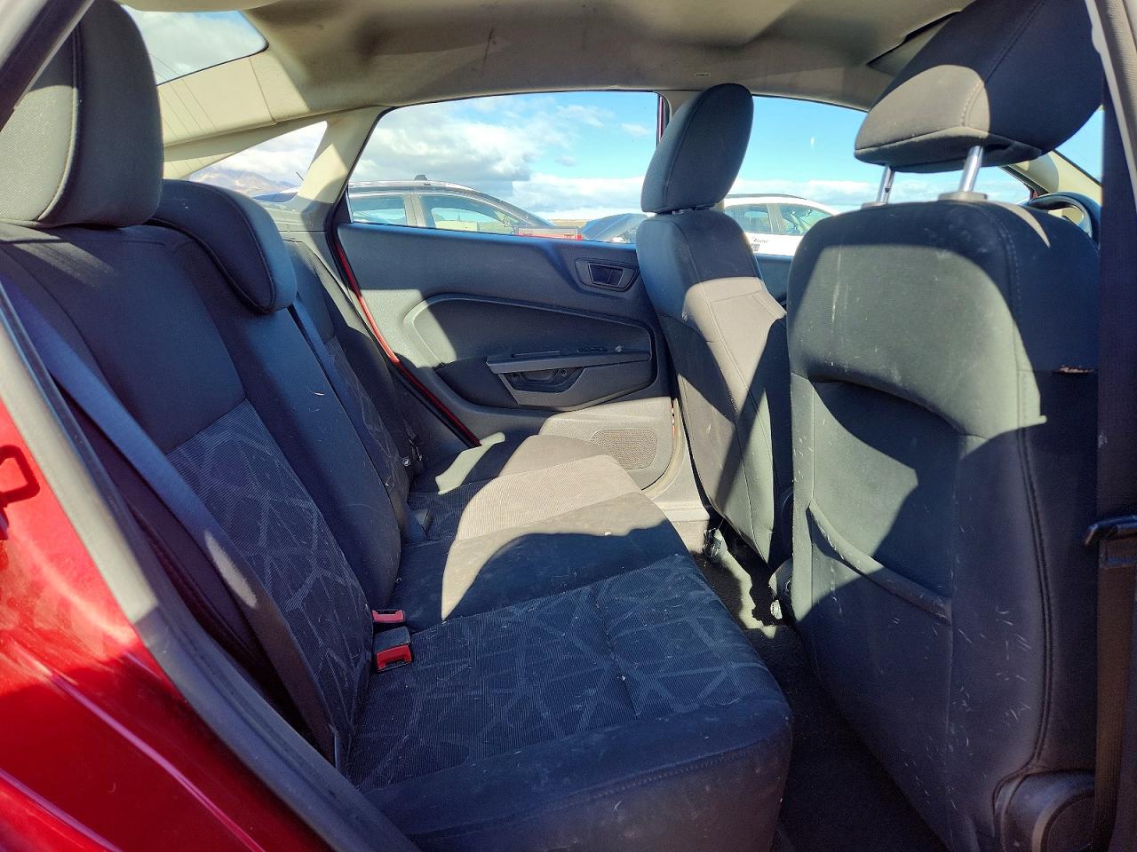2011 Ford Fiesta Sel Красный vin: 3FADP4CJ9BM102511