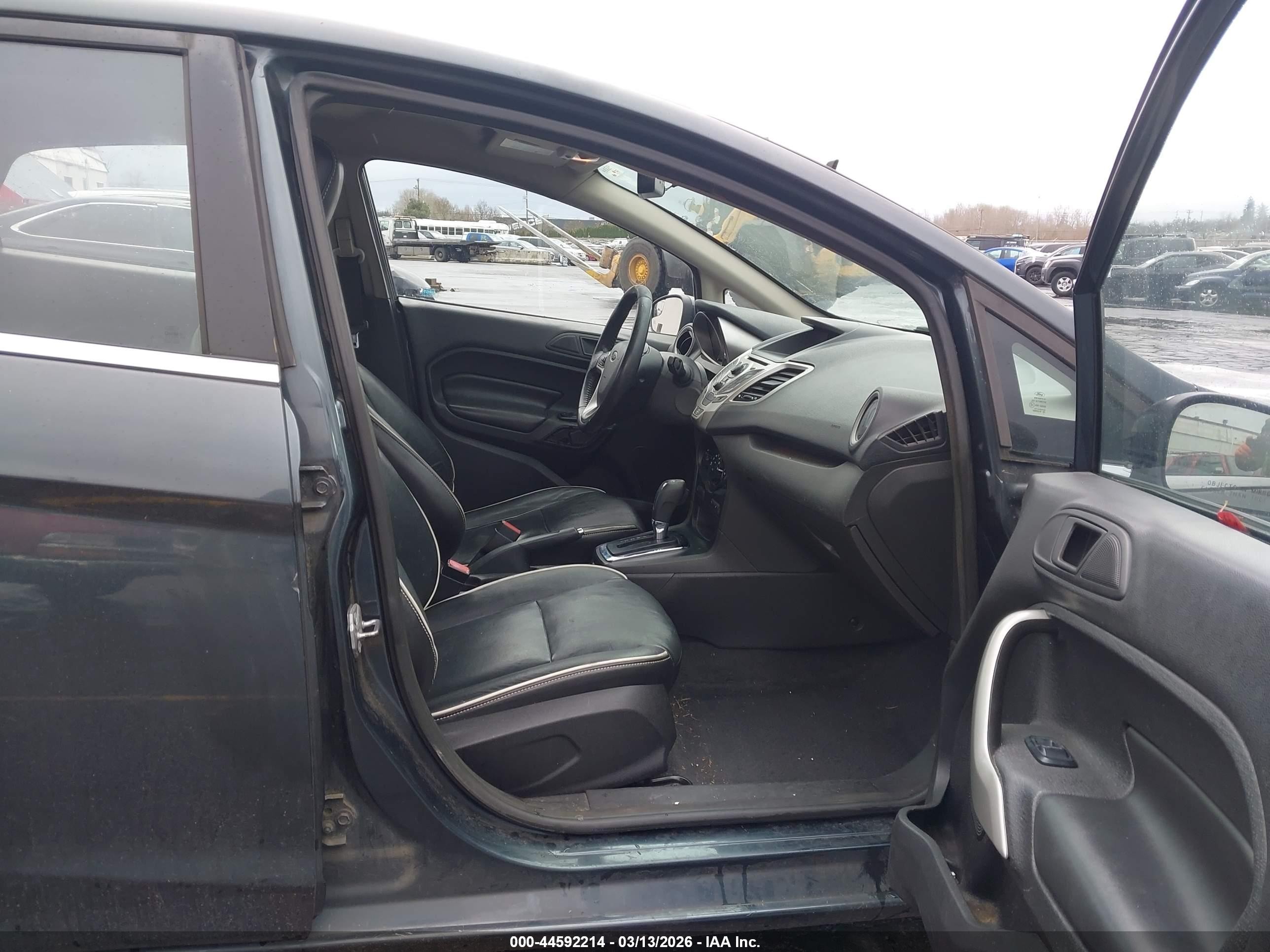 2011 Ford Fiesta Sel Black vin: 3FADP4CJ9BM222549