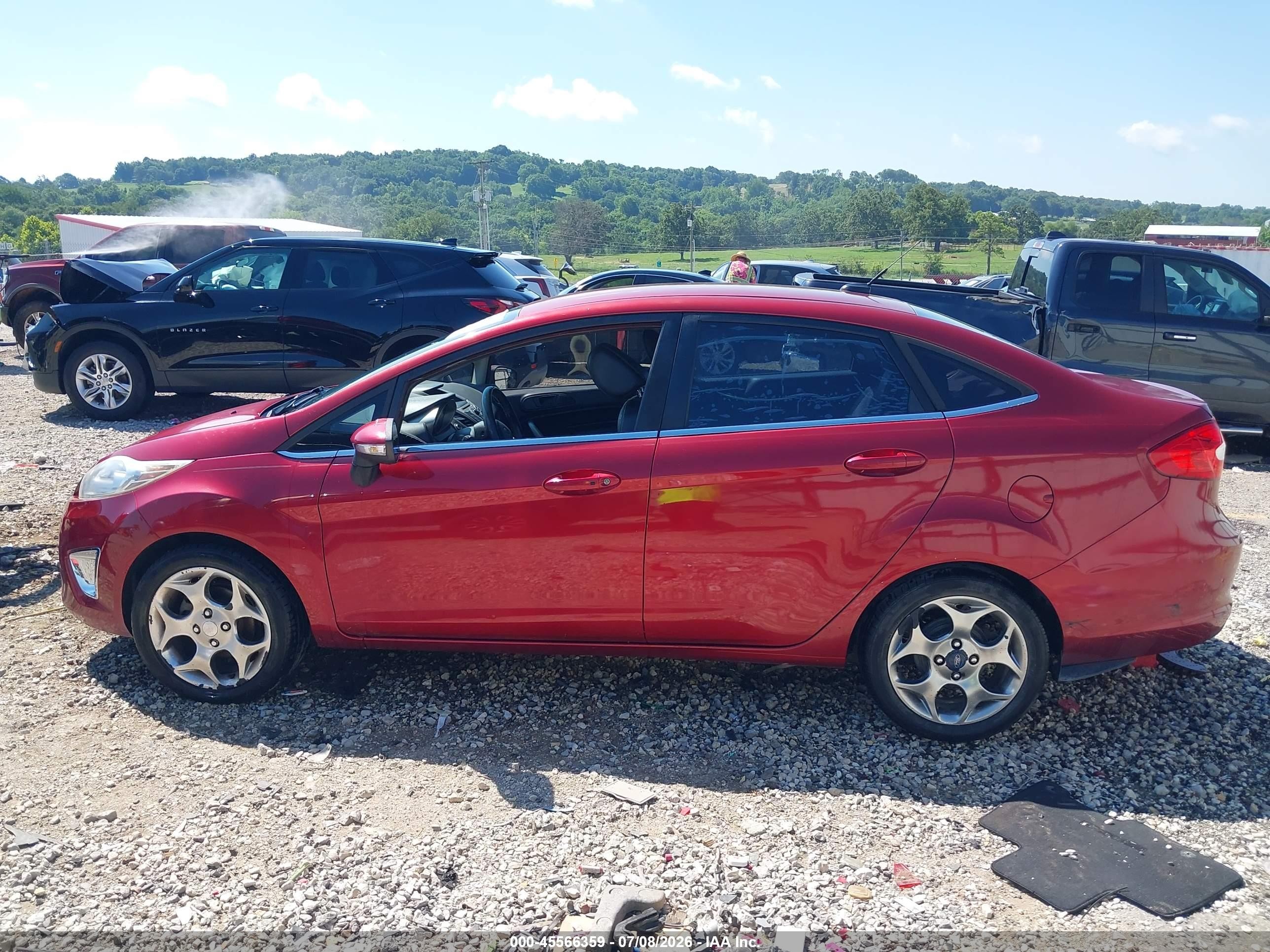 2013 Ford Fiesta Titanium Red vin: 3FADP4CJ9DM118890
