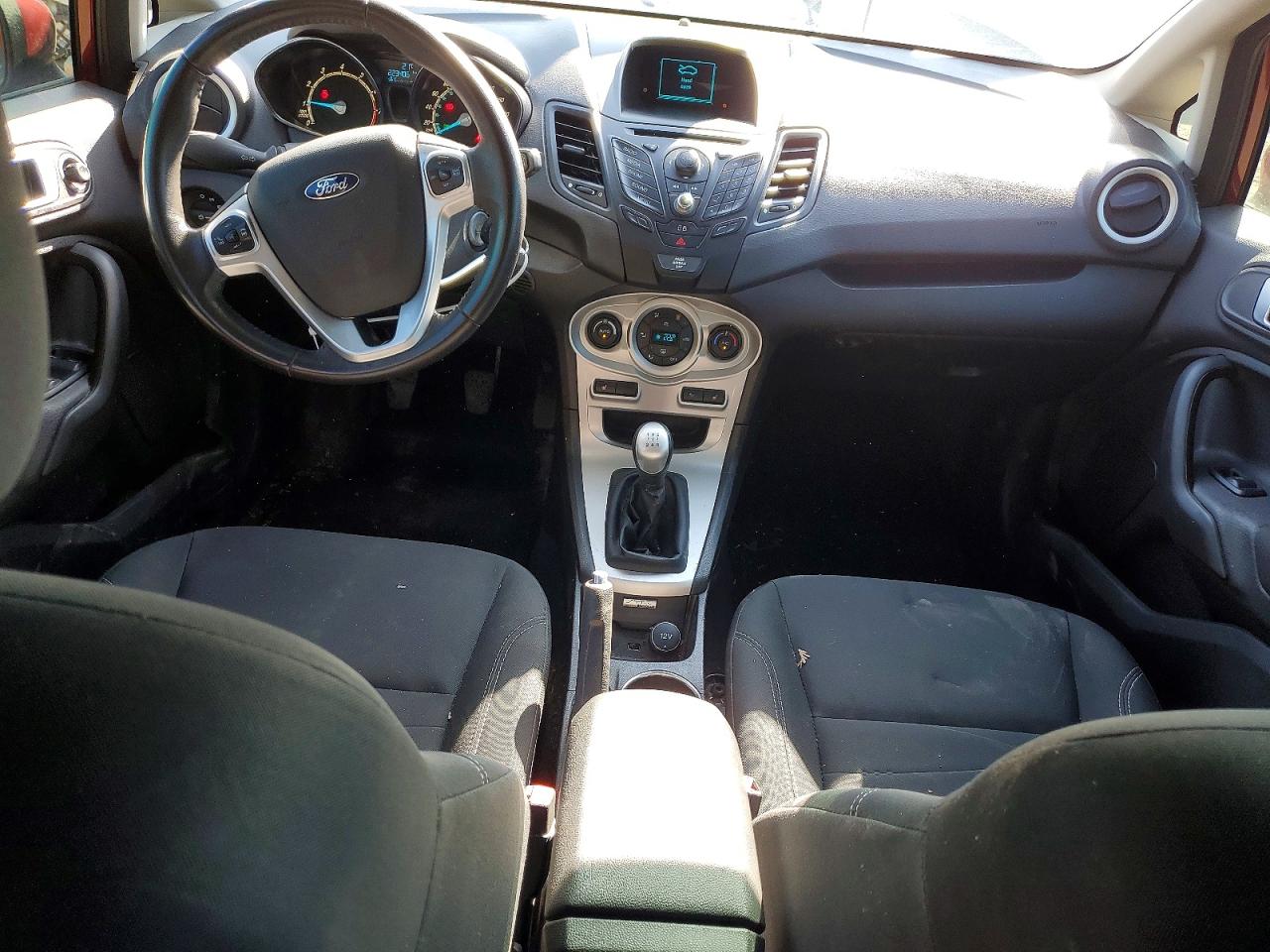 2014 Ford Fiesta Se Красный vin: 3FADP4EE6EM175758