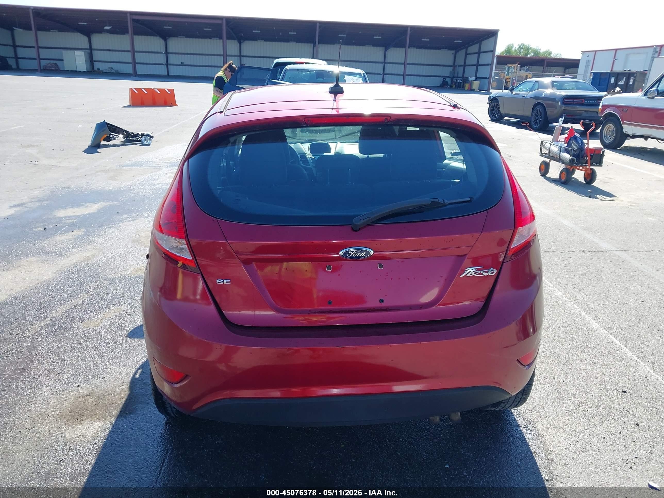 2013 Ford Fiesta Se Red vin: 3FADP4EJ0DM130830