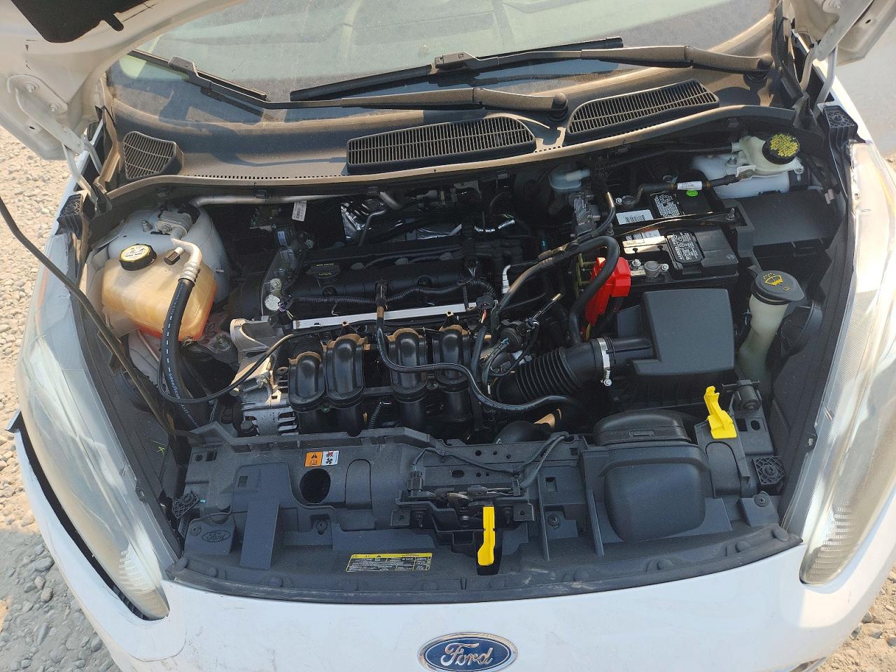 2014 Ford Fiesta Se White vin: 3FADP4EJ0EM107744