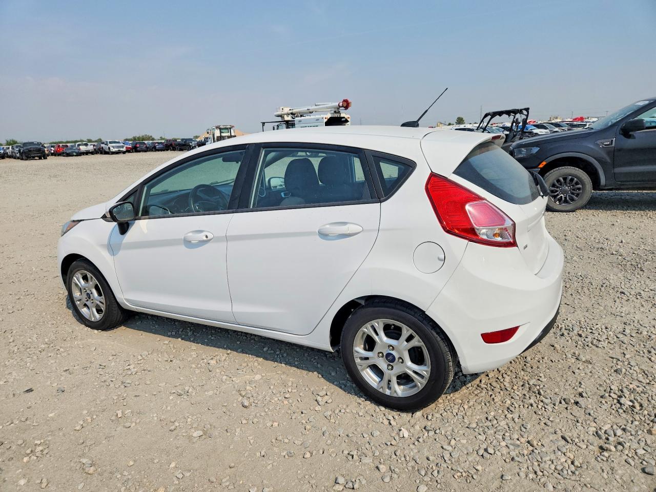 2014 Ford Fiesta Se White vin: 3FADP4EJ0EM107744