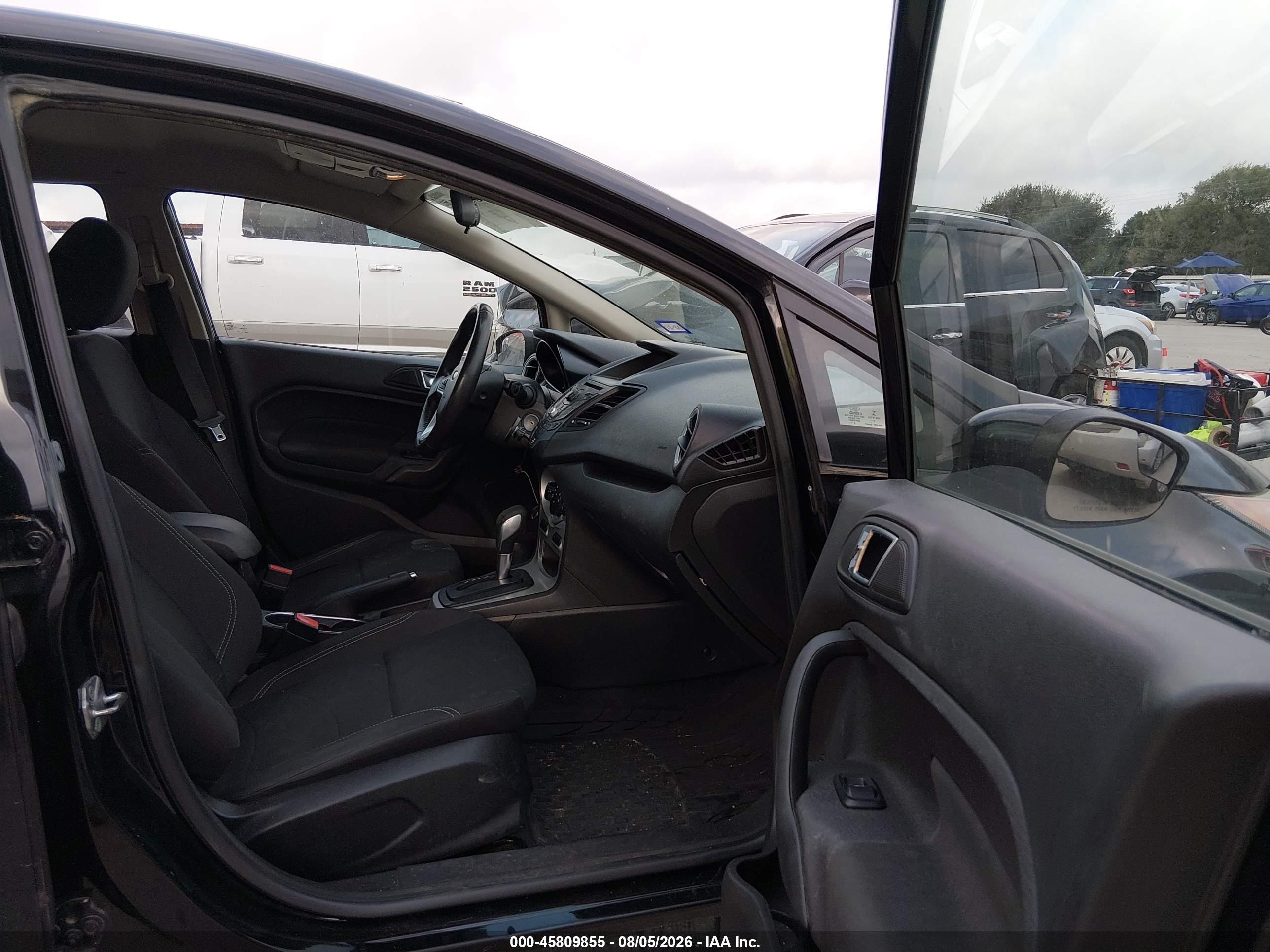 2015 Ford Fiesta Se Black vin: 3FADP4EJ0FM101525