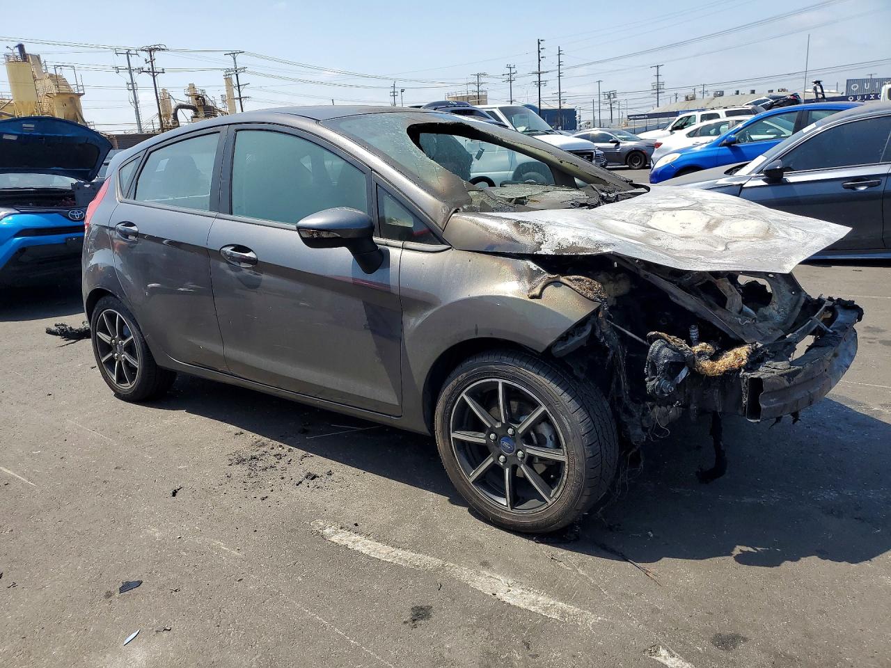 2015 Ford Fiesta Se Burn vin: 3FADP4EJ0FM127073