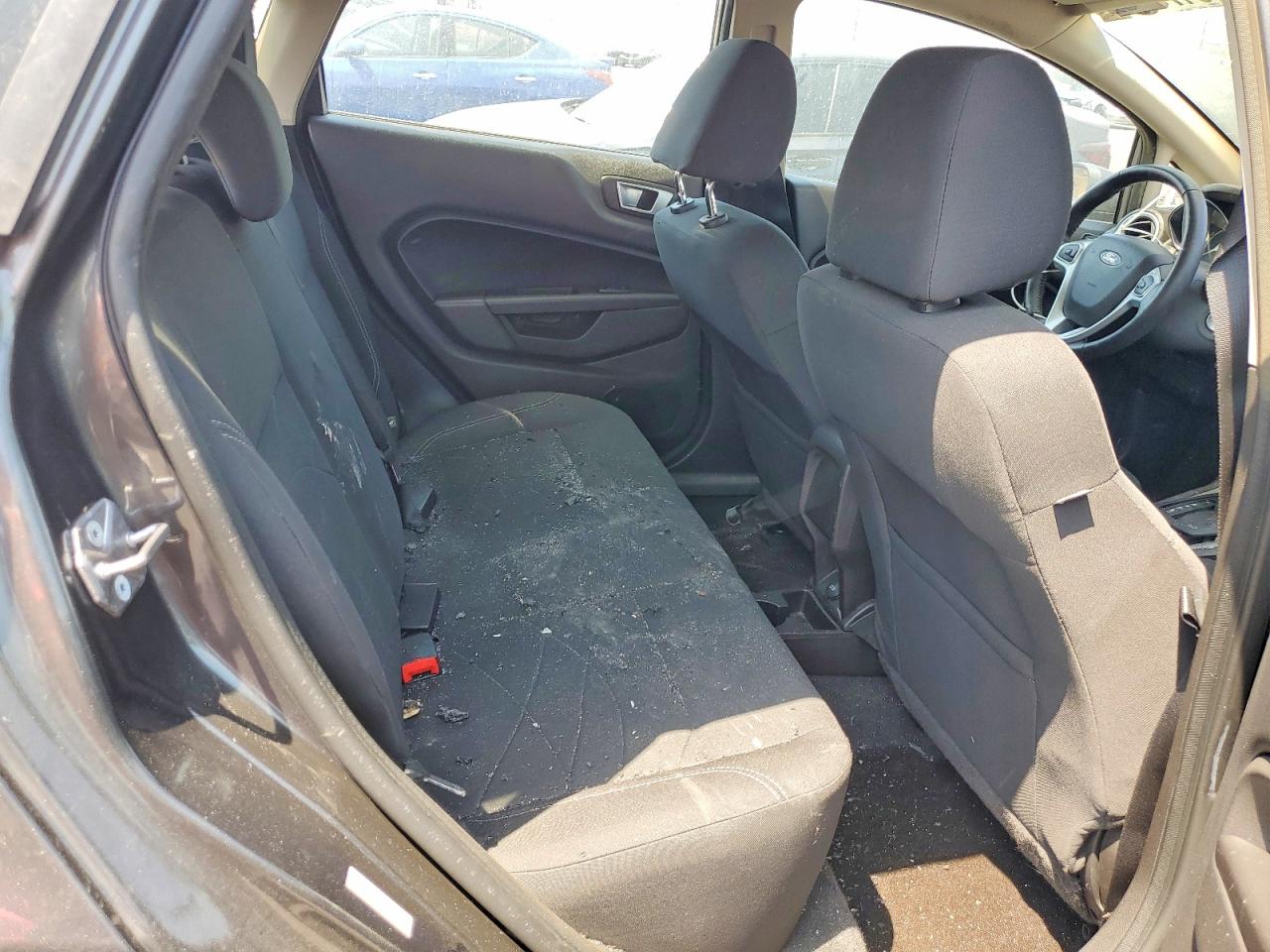 2015 Ford Fiesta Se Burn vin: 3FADP4EJ0FM127073