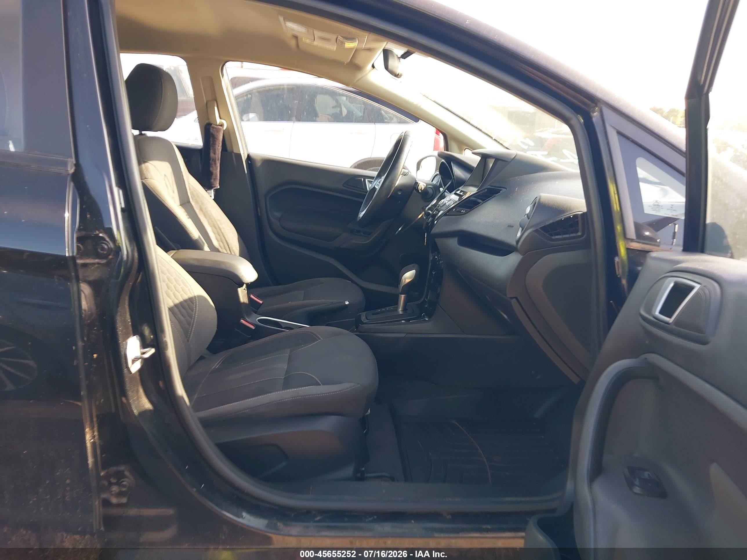2015 Ford Fiesta Se Black vin: 3FADP4EJ0FM146755