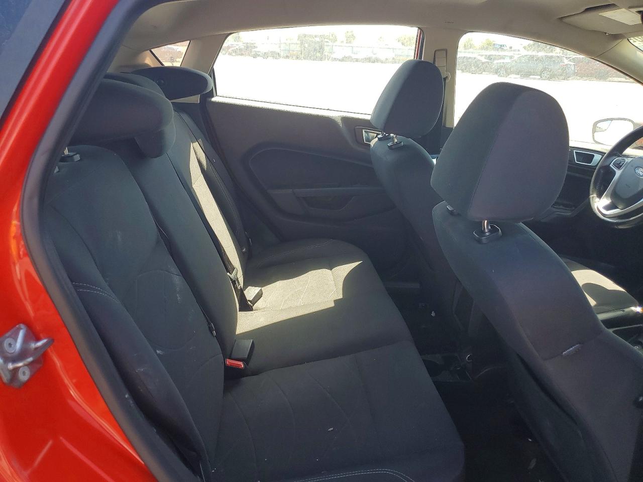 2015 Ford Fiesta Se Красный vin: 3FADP4EJ0FM162387