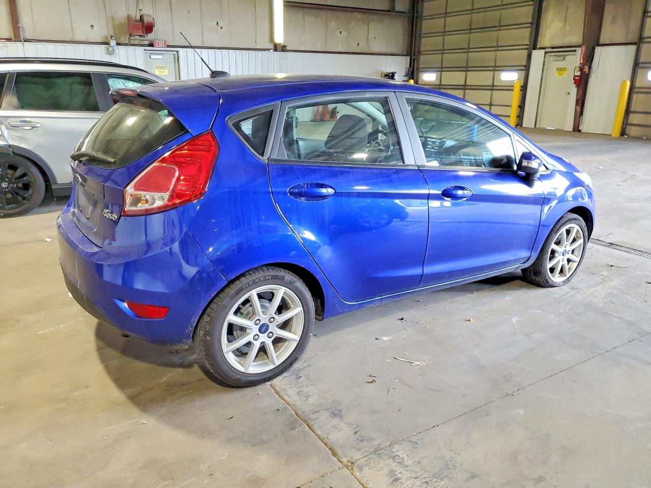 2015 Ford Fiesta Se Blue vin: 3FADP4EJ0FM196765