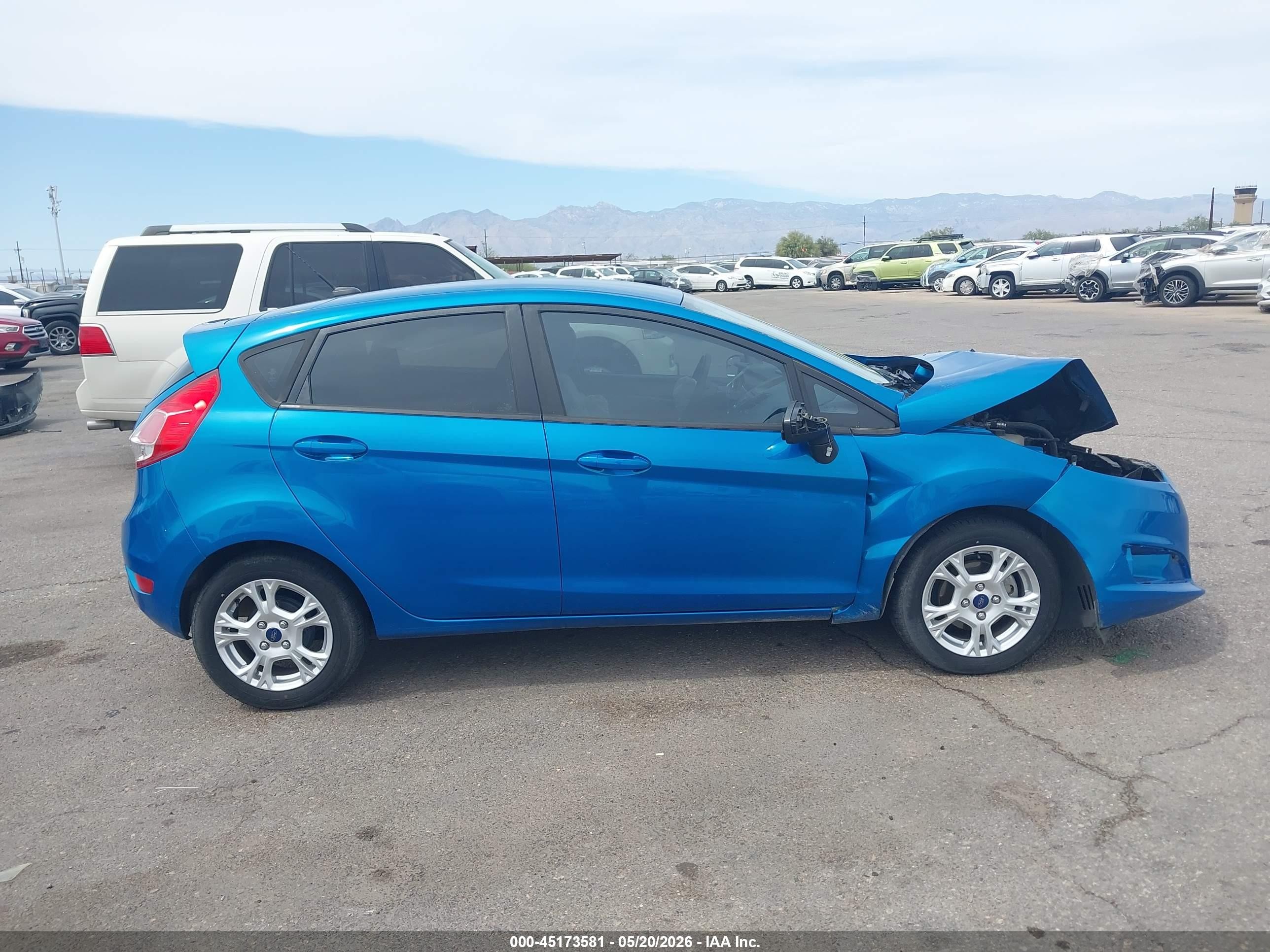 2015 Ford Fiesta Se Blue vin: 3FADP4EJ0FM221535