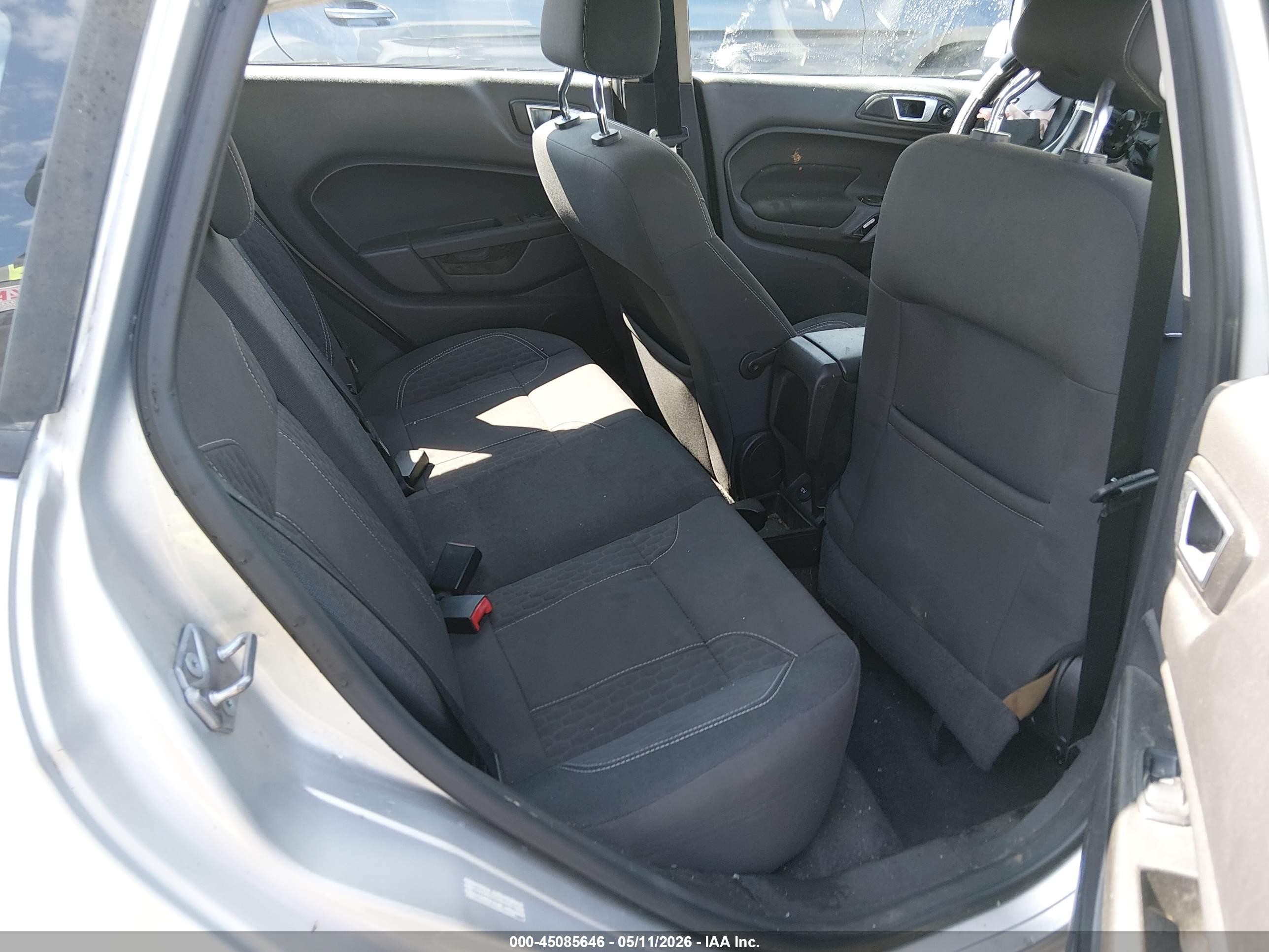 2016 Ford Fiesta Se Gray vin: 3FADP4EJ0GM157885