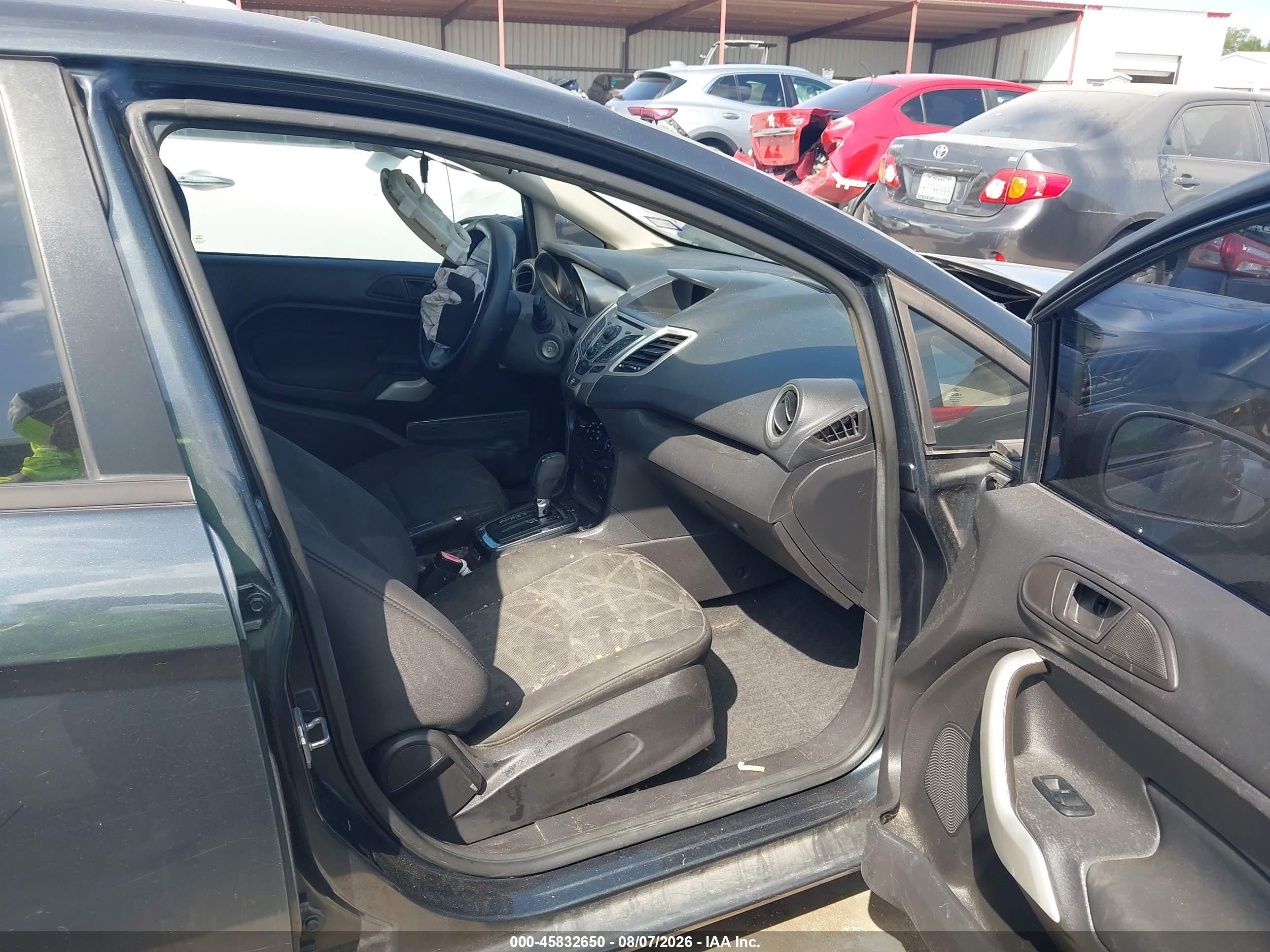 2011 Ford Fiesta Se Blue vin: 3FADP4EJ1BM145205