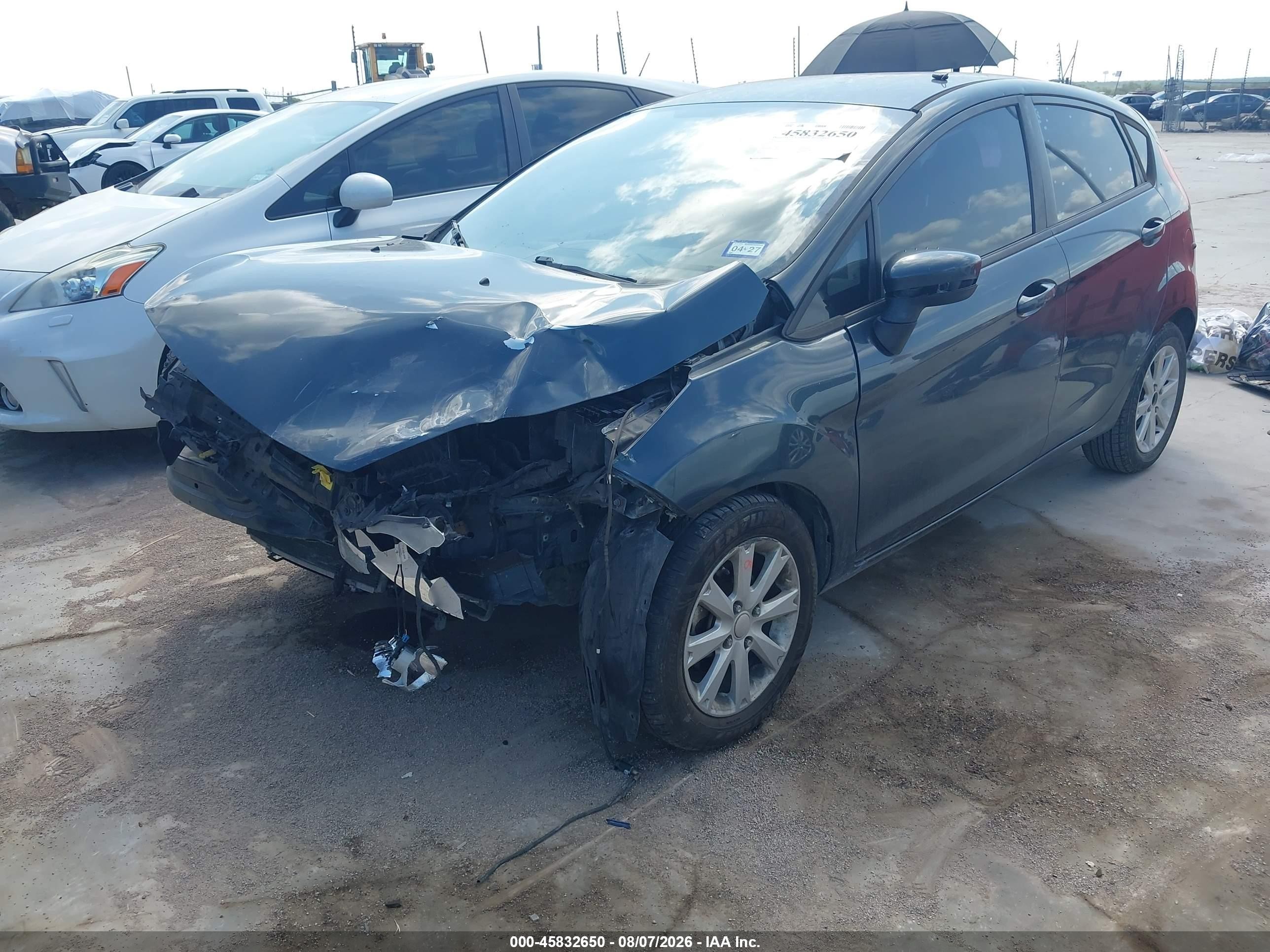 2011 Ford Fiesta Se Blue vin: 3FADP4EJ1BM145205