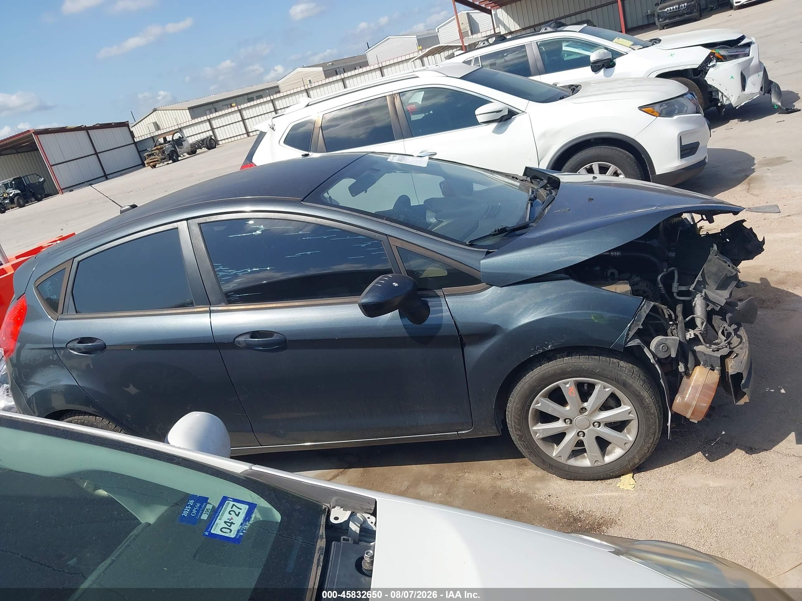 2011 Ford Fiesta Se Blue vin: 3FADP4EJ1BM145205